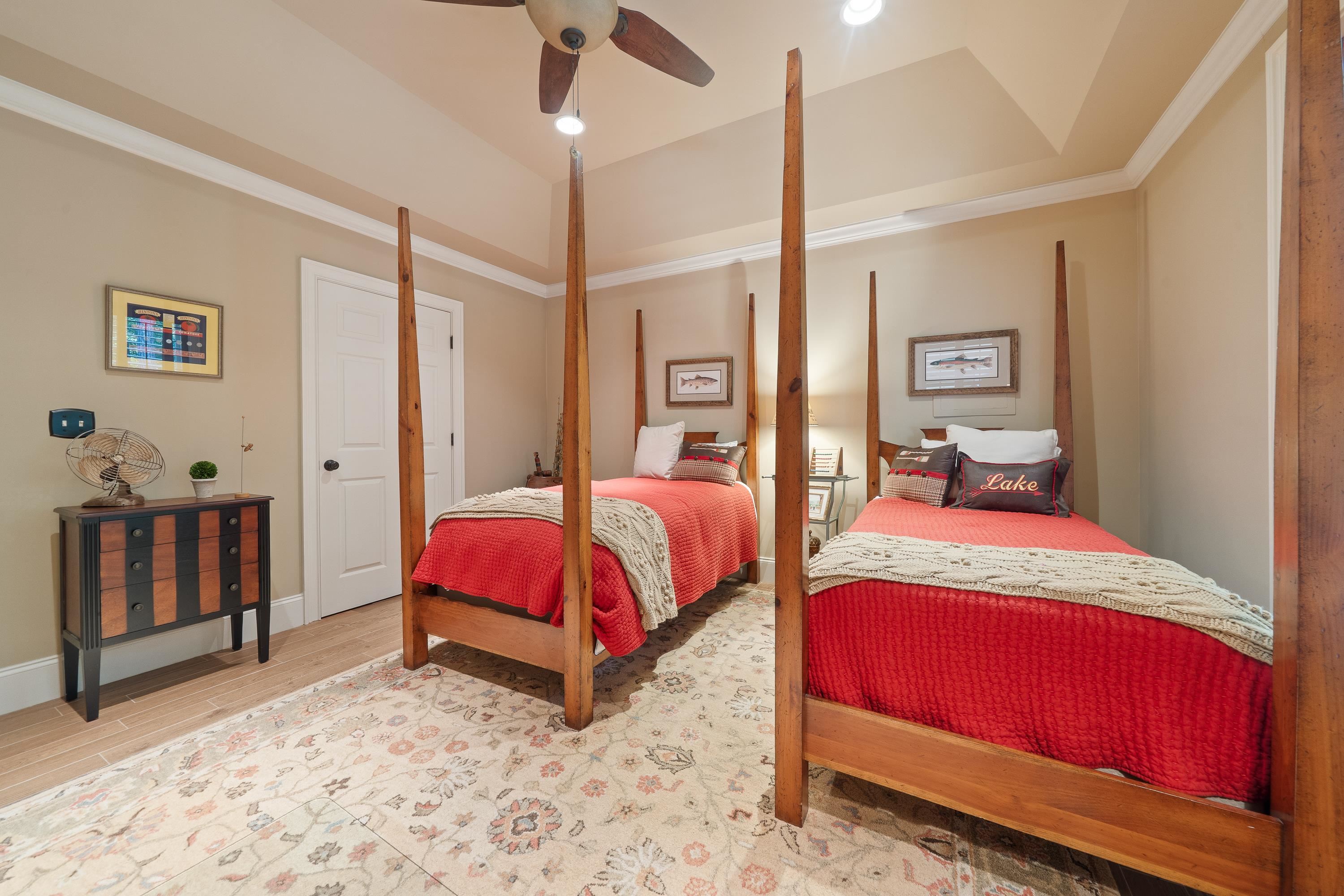 1071 Eaglewood Way Property Photo 56