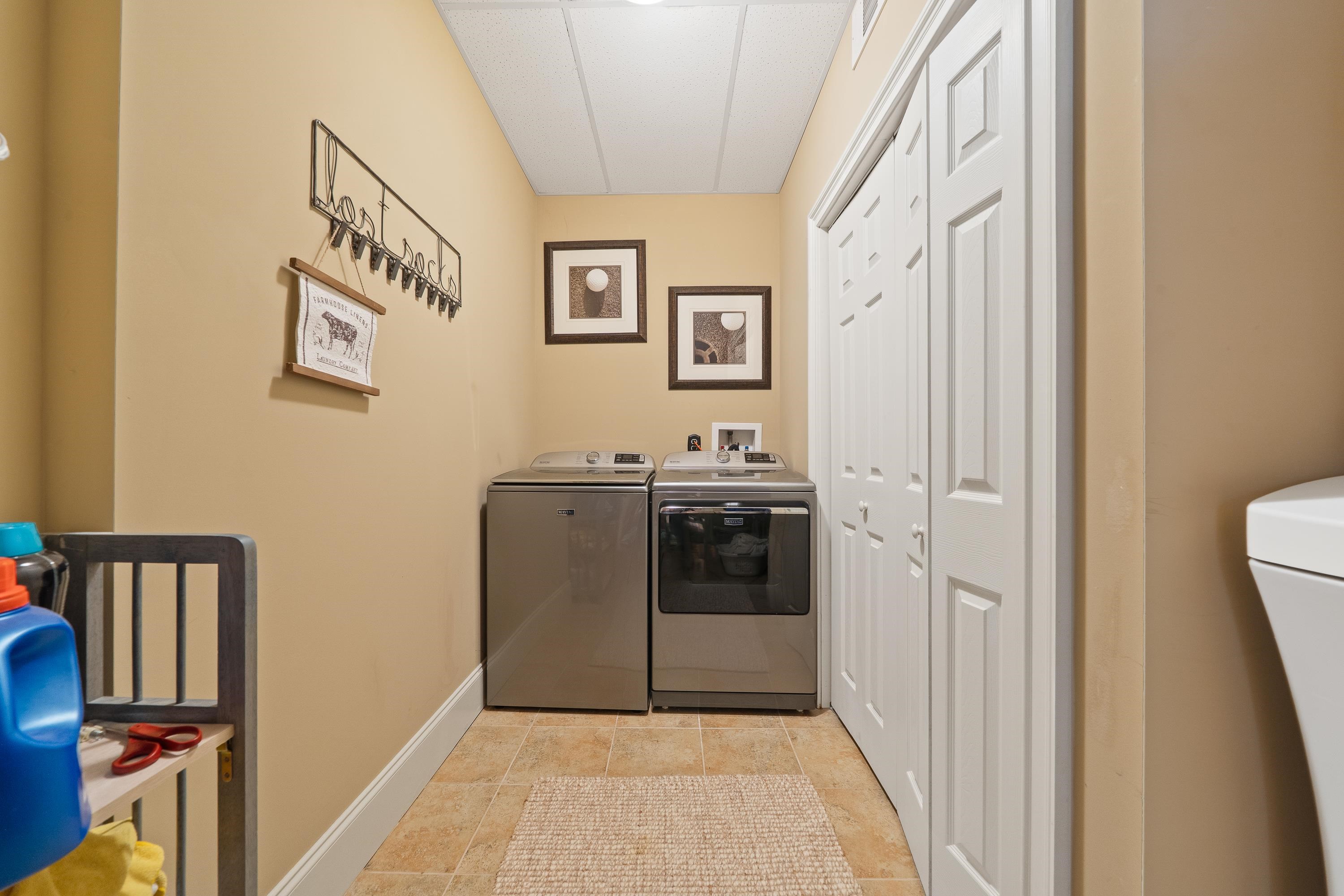 1071 Eaglewood Way Property Photo 58