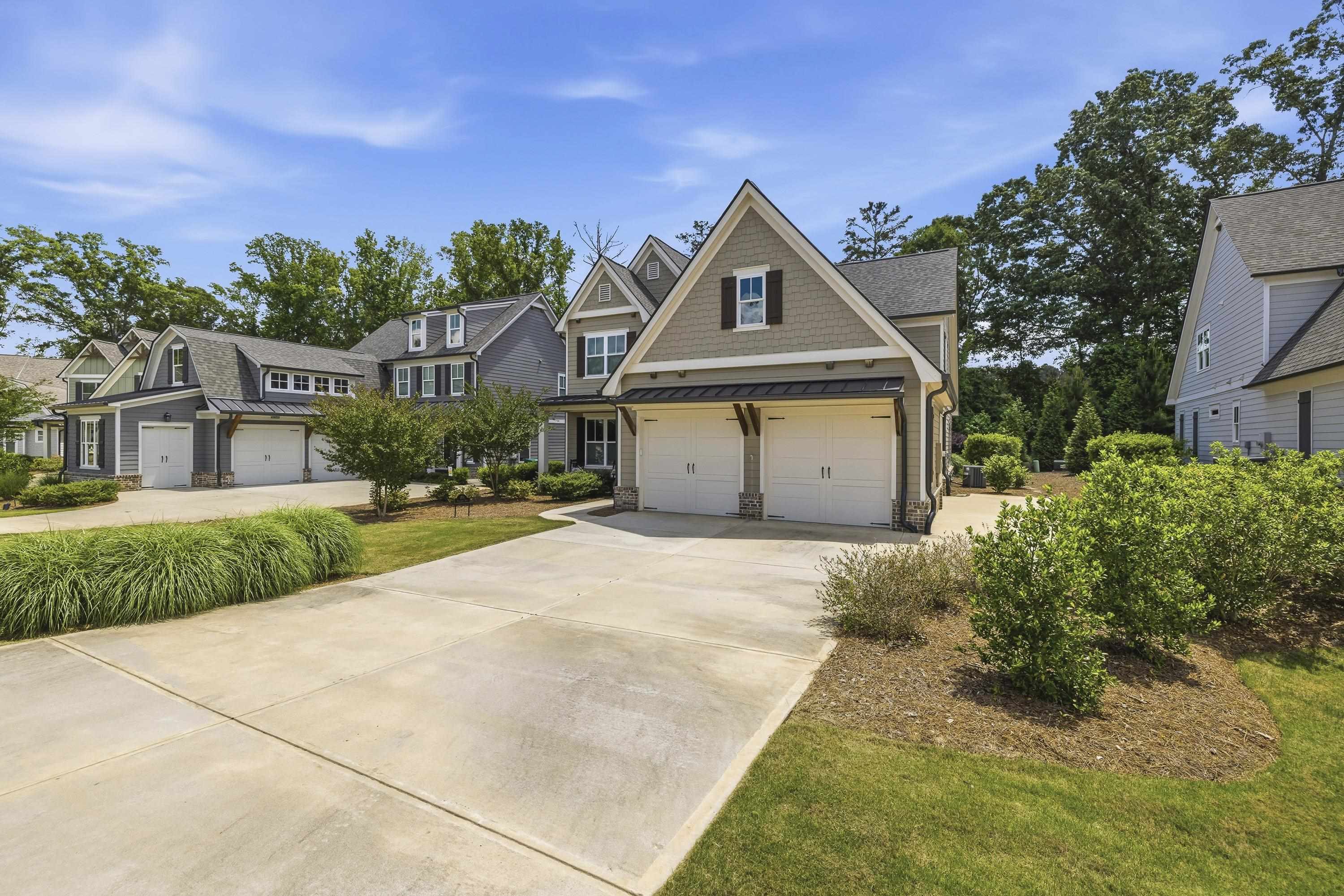 108 Wingspan Way Property Photo 3
