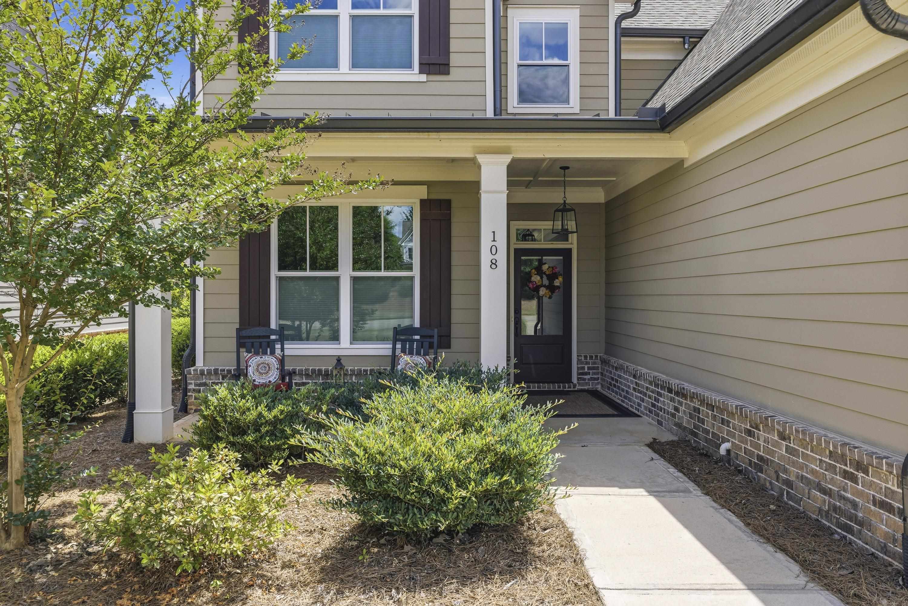 108 Wingspan Way Property Photo 5