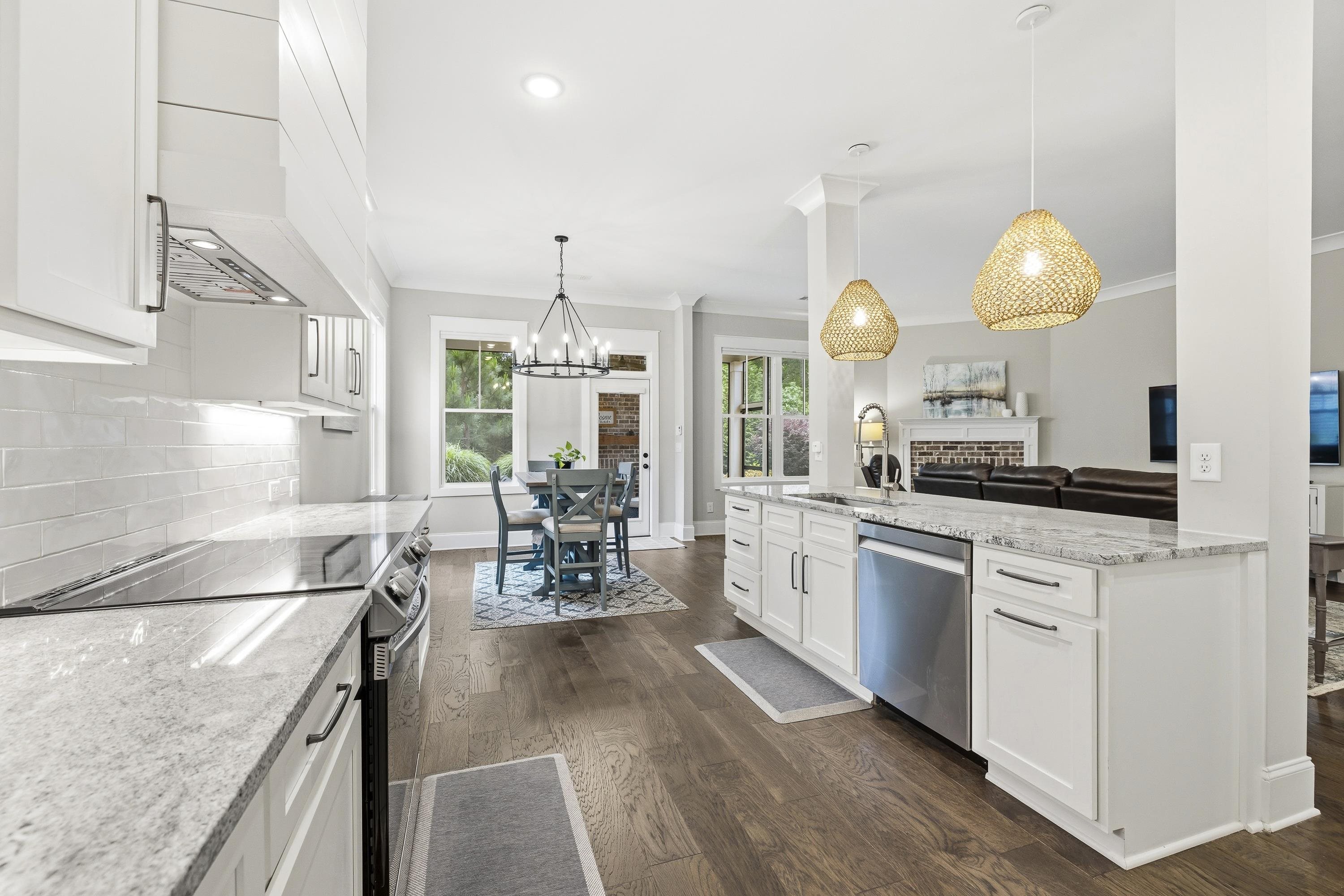 108 Wingspan Way Property Photo 10