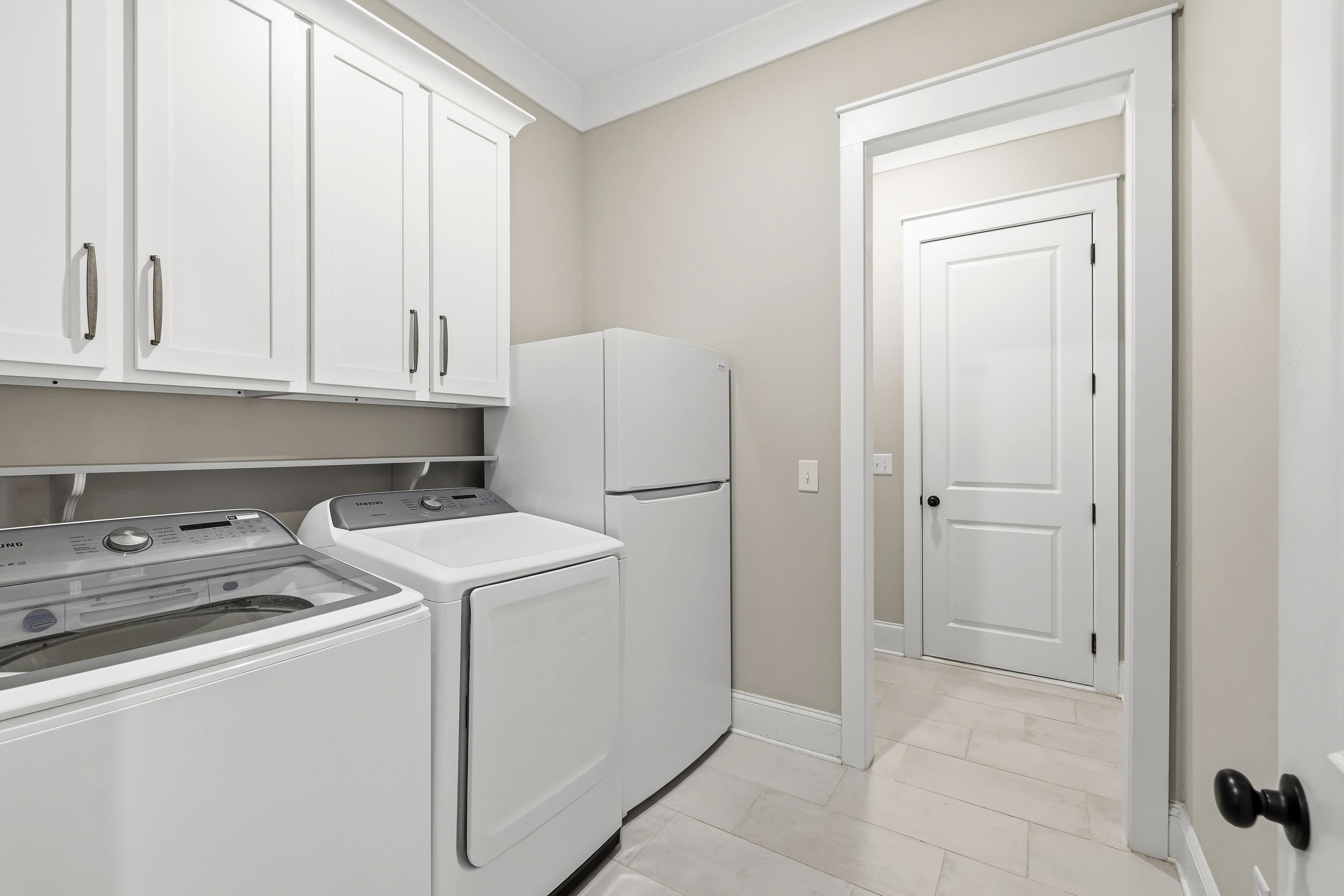 108 Wingspan Way Property Photo 33