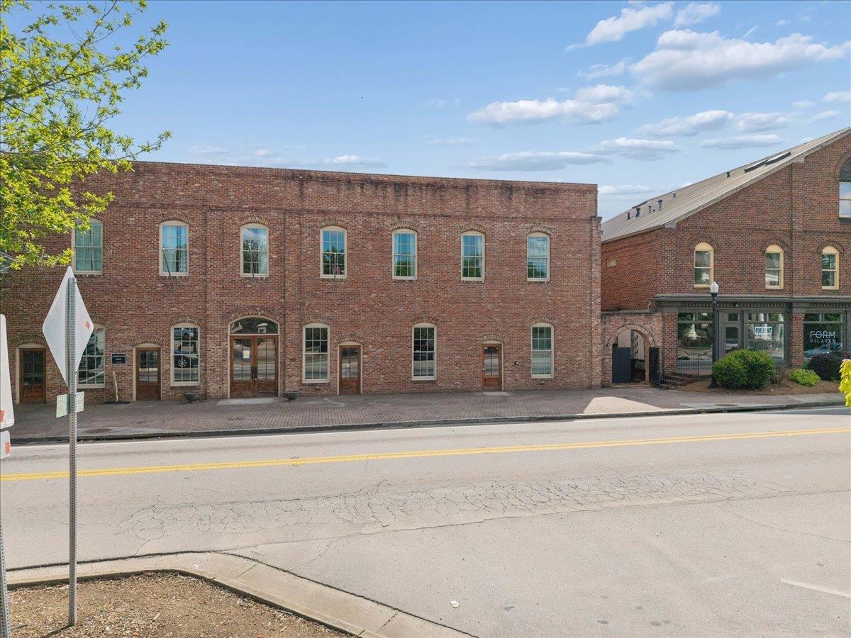 Unit A Property Photo 24