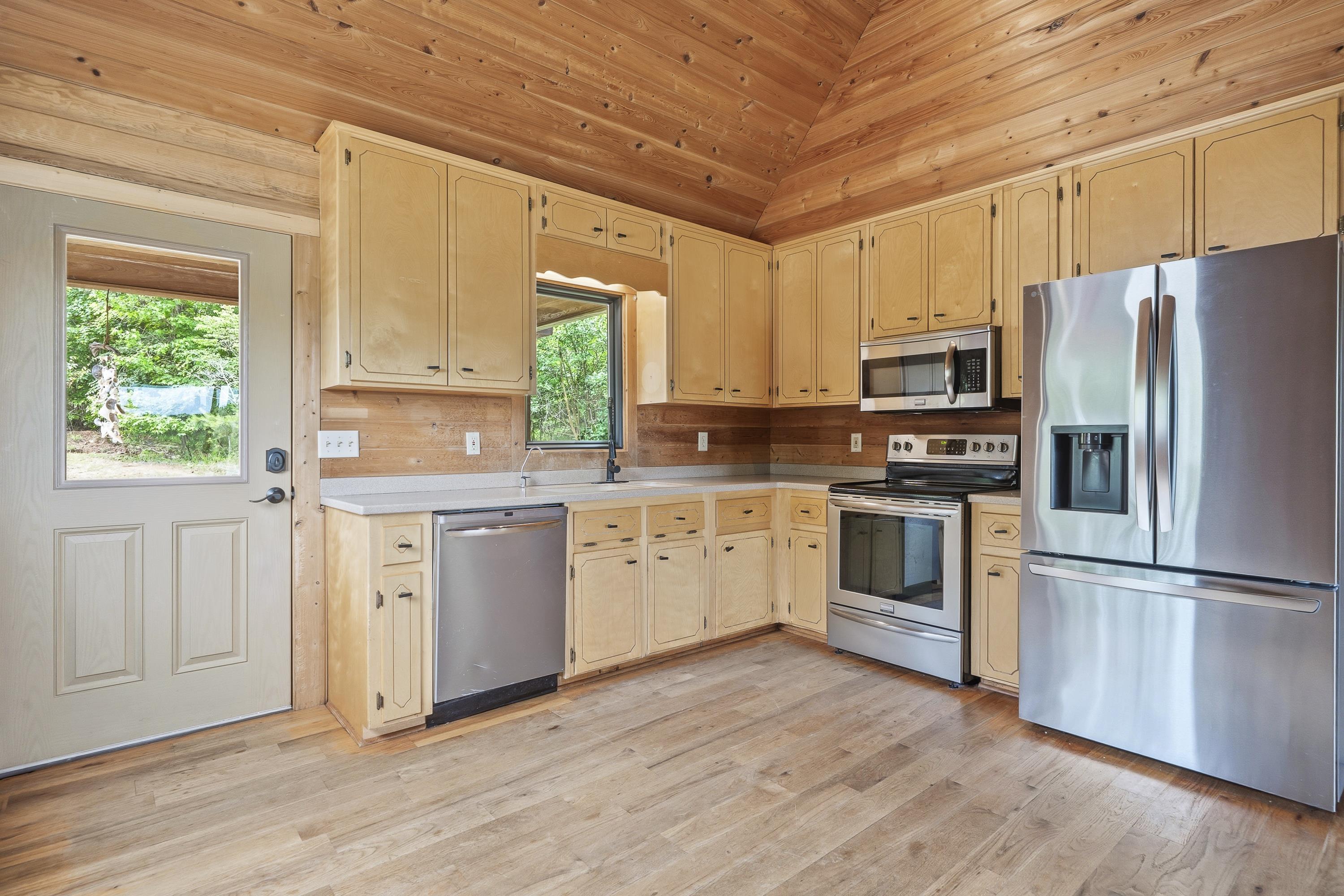 63 Tomahawk Drive Property Photo 17