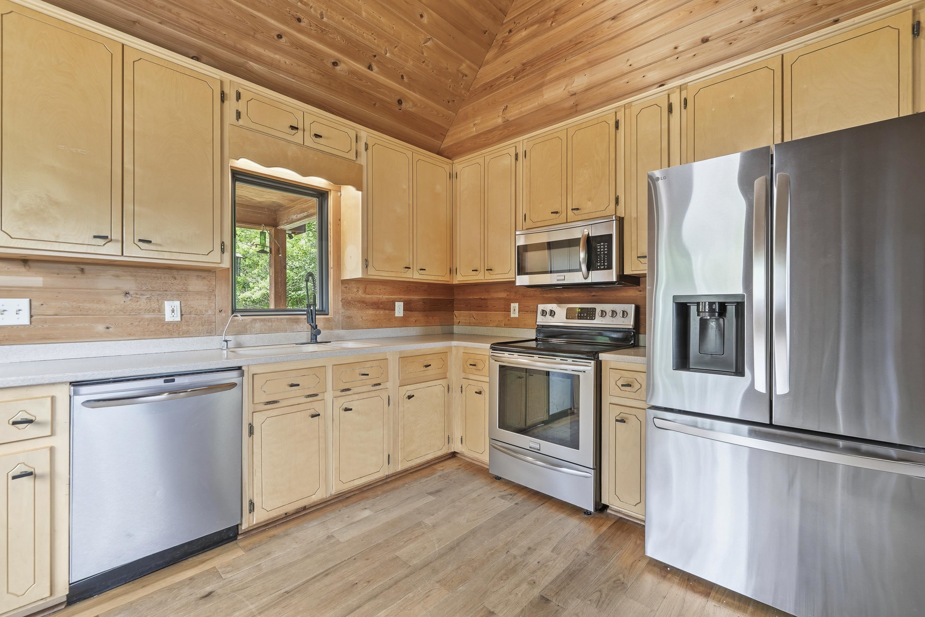 63 Tomahawk Drive Property Photo 18