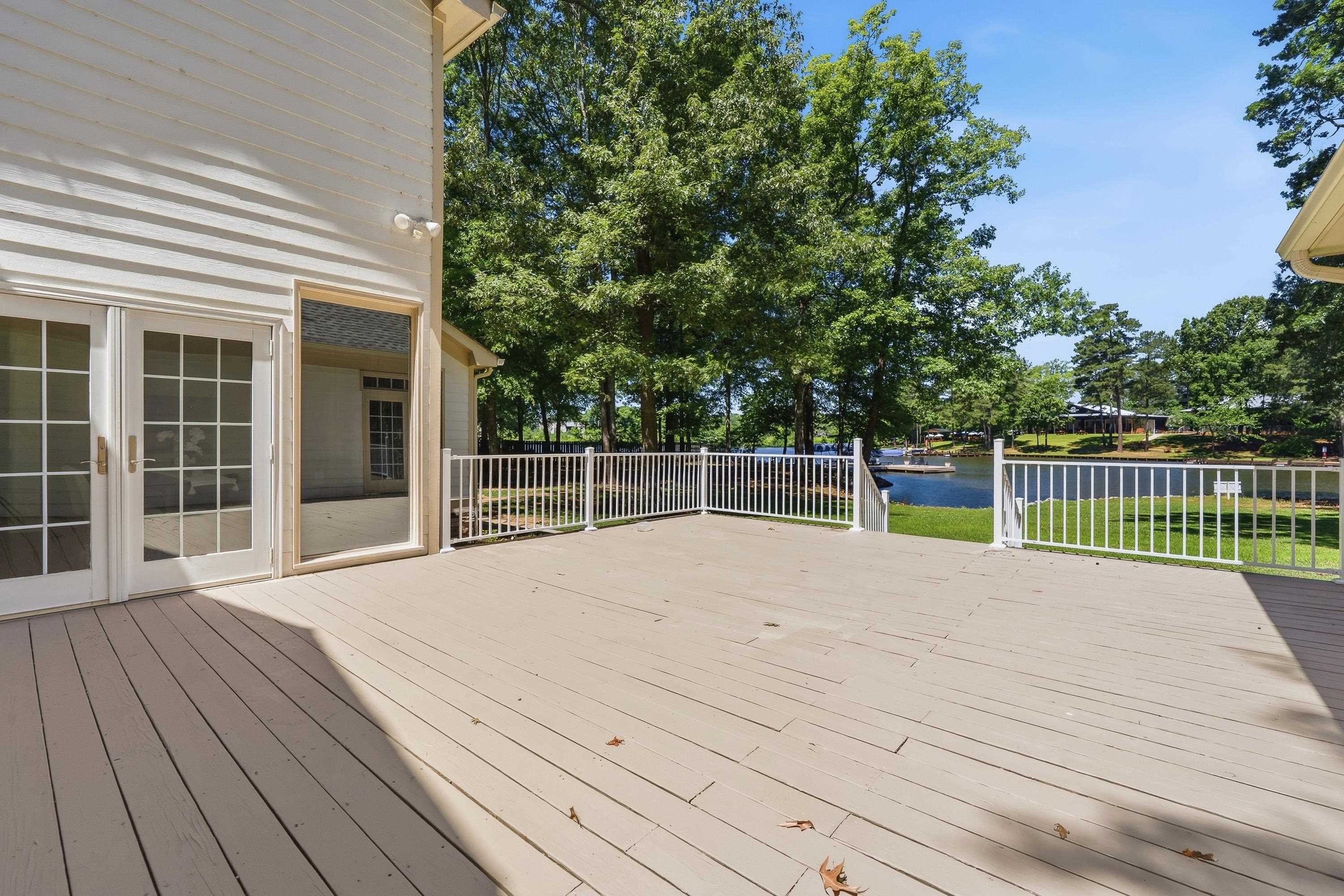 136 N Hidden Lake Drive Property Photo 34