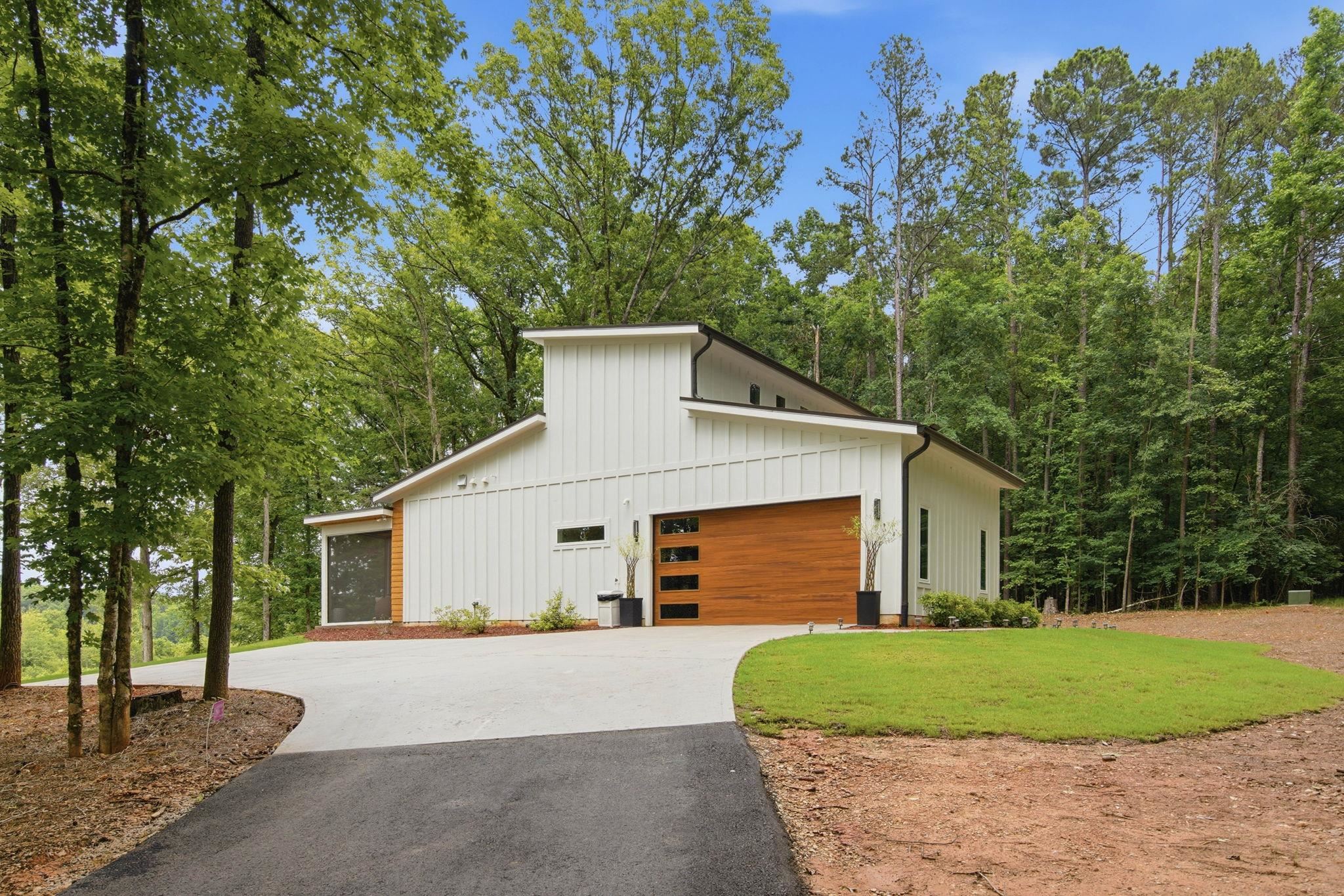 161 Hoot Owl Lane Property Photo 8