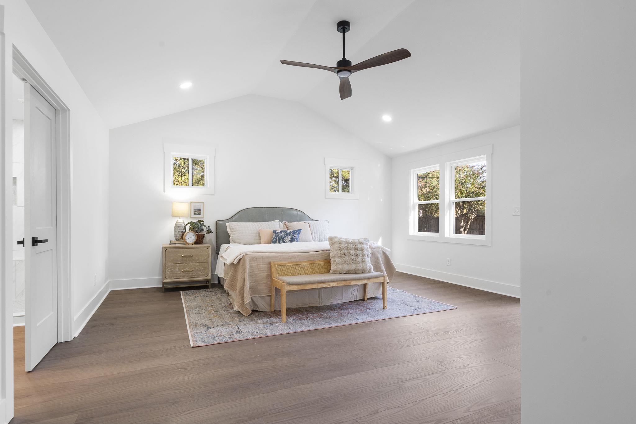 113 Admirality Way Property Photo 5