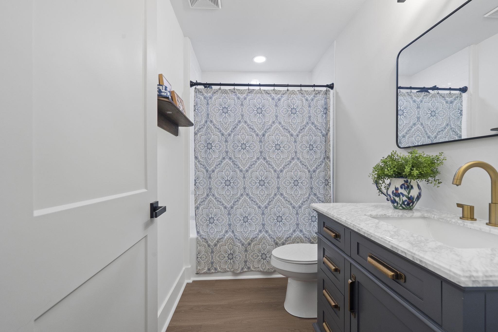 113 Admirality Way Property Photo 33