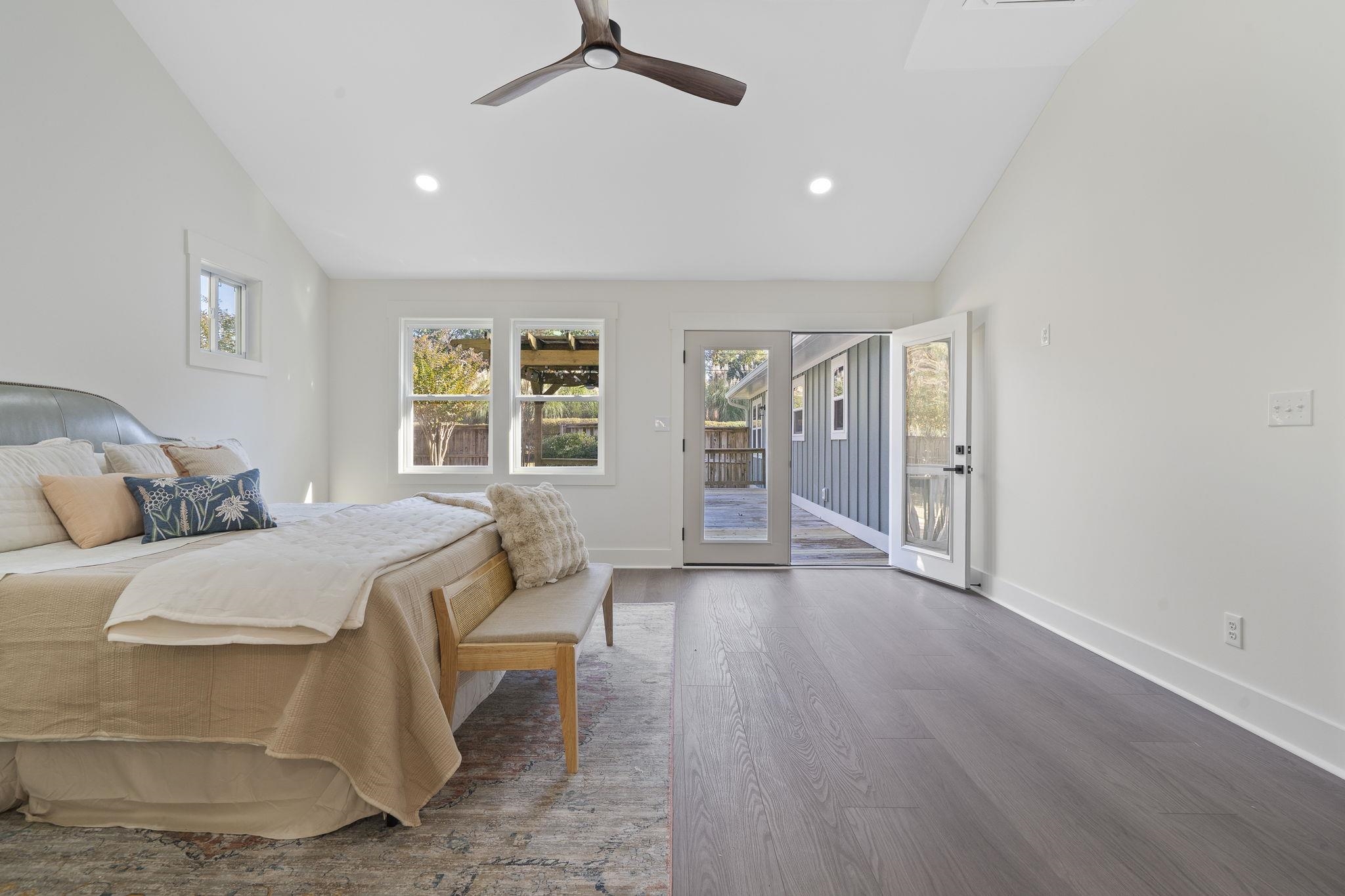 113 Admirality Way Property Photo 41