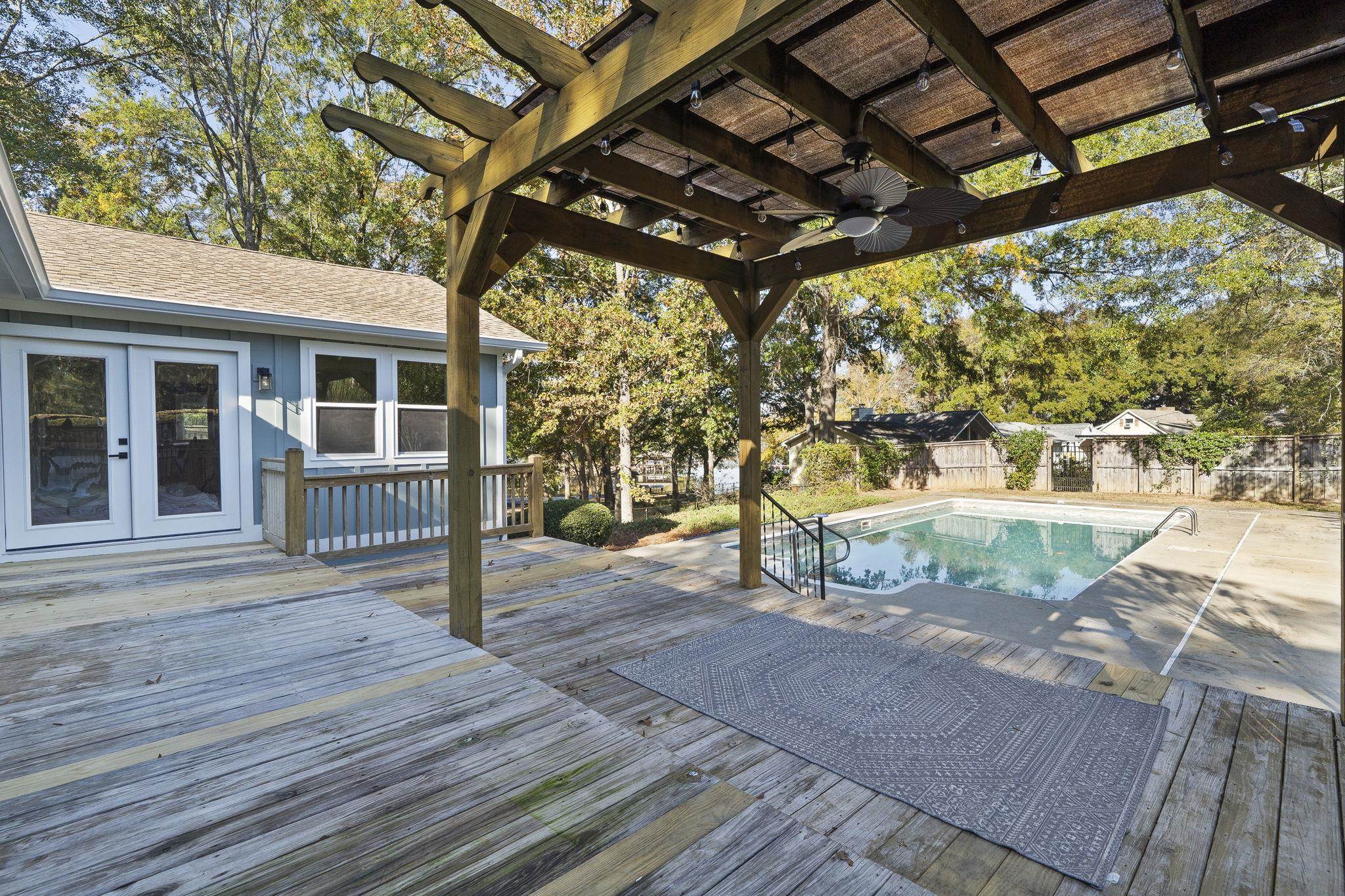 113 Admirality Way Property Photo 48
