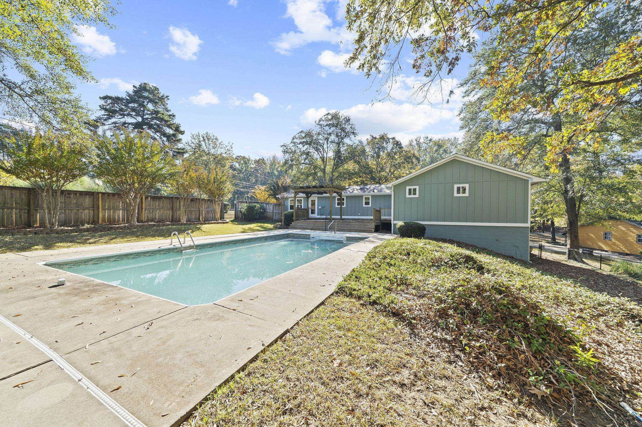 113 Admirality Way Property Photo 54