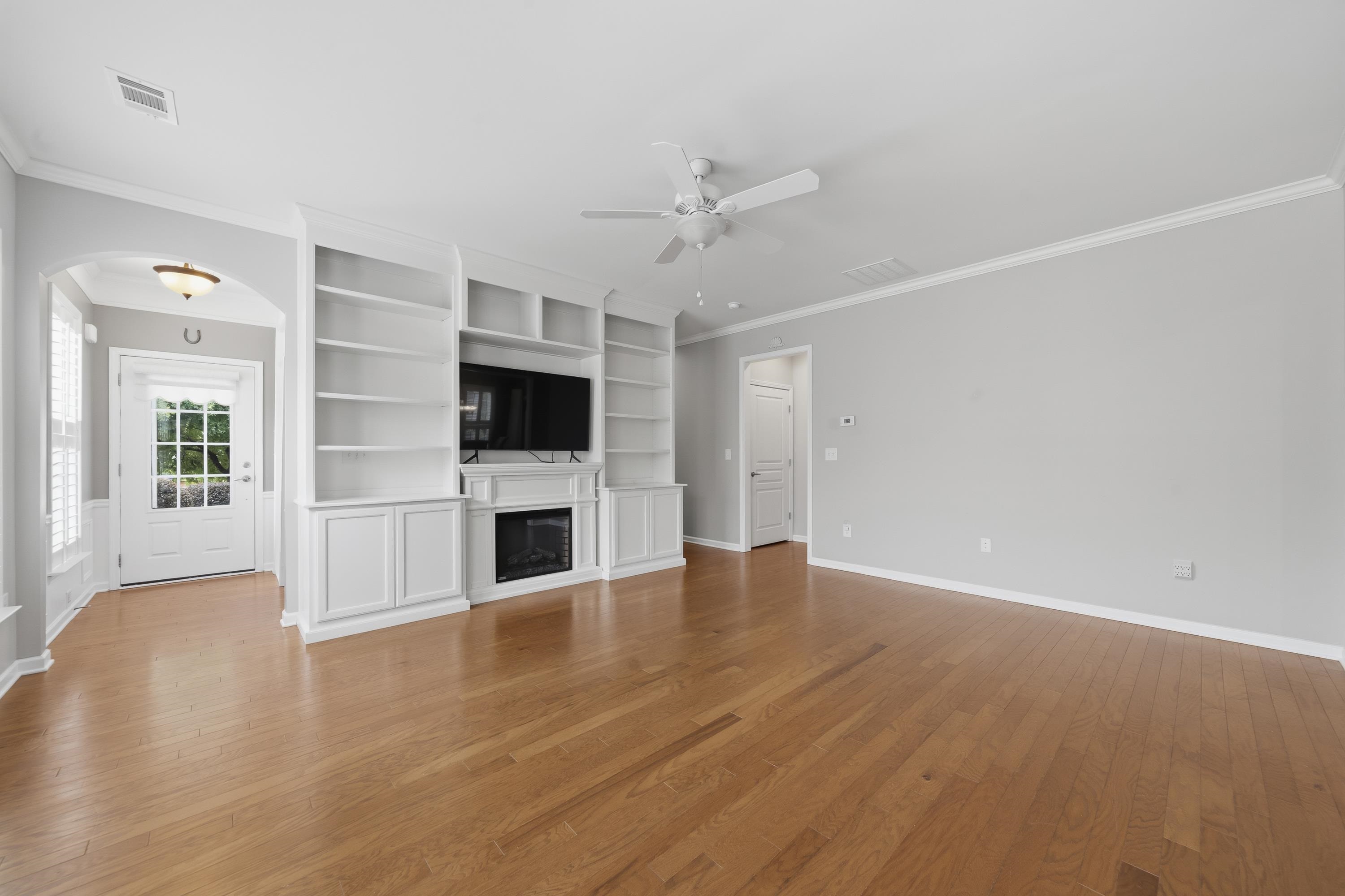 1100 Summer Station Street Property Photo 10