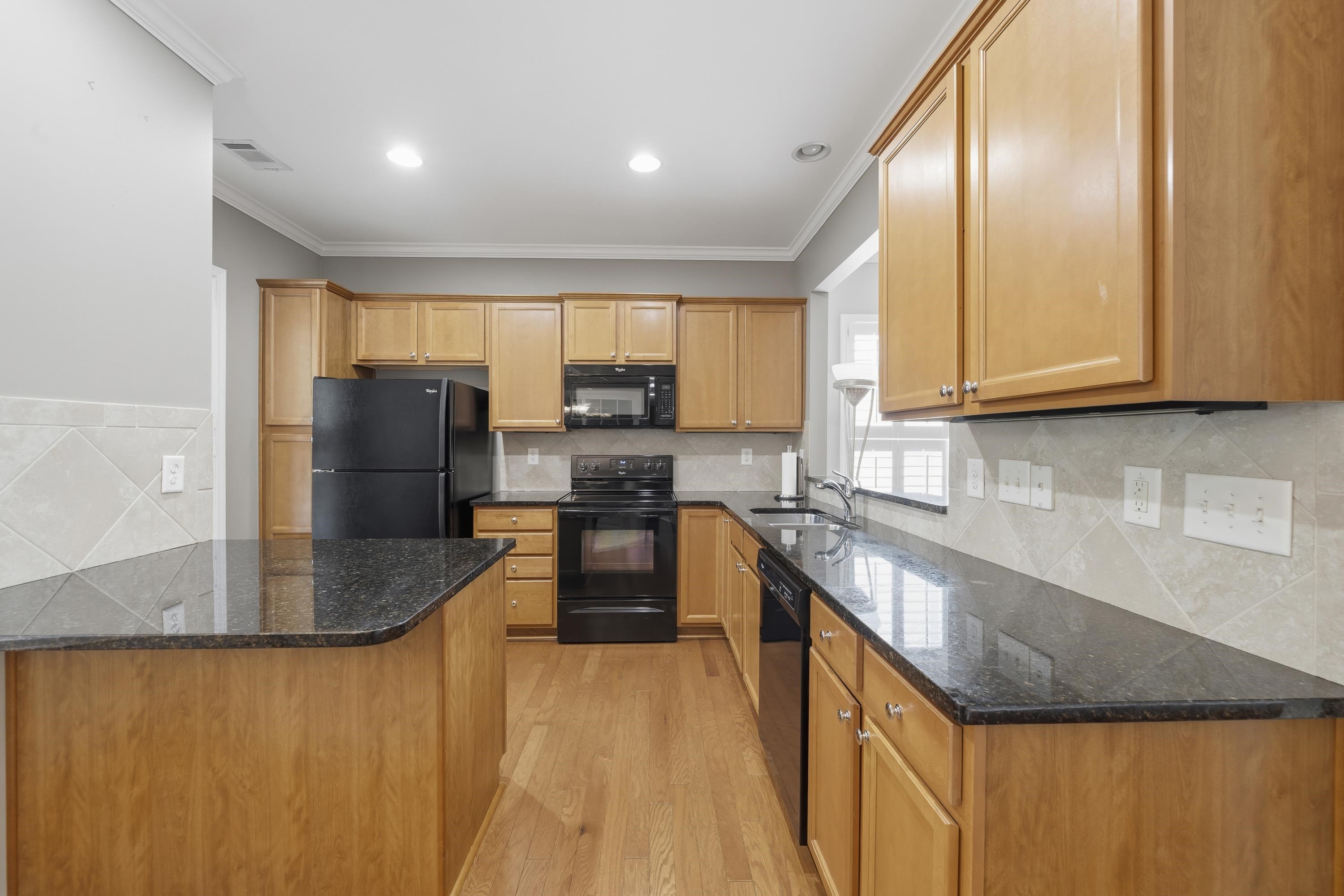 1100 Summer Station Street Property Photo 15