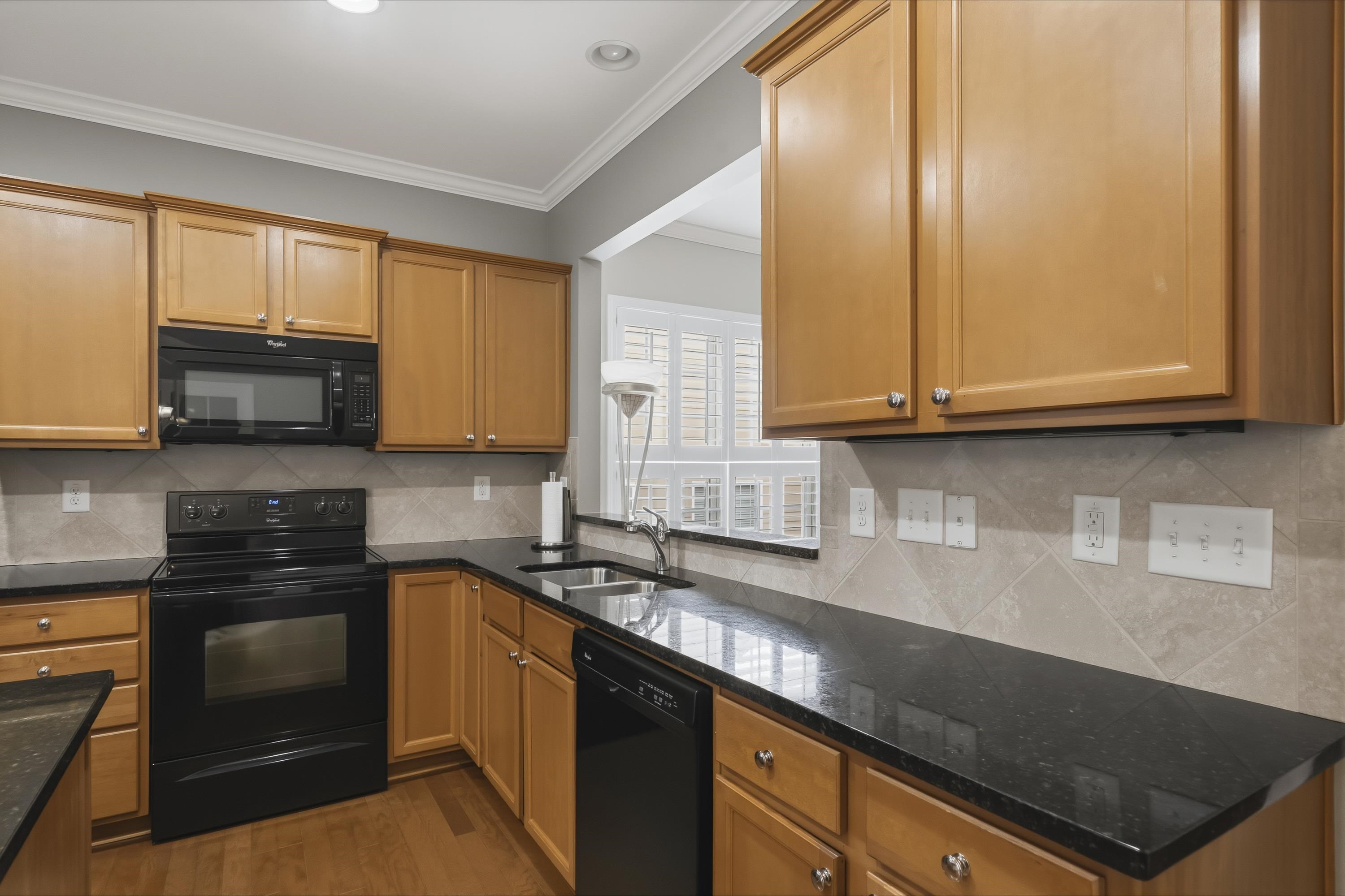 1100 Summer Station Street Property Photo 16