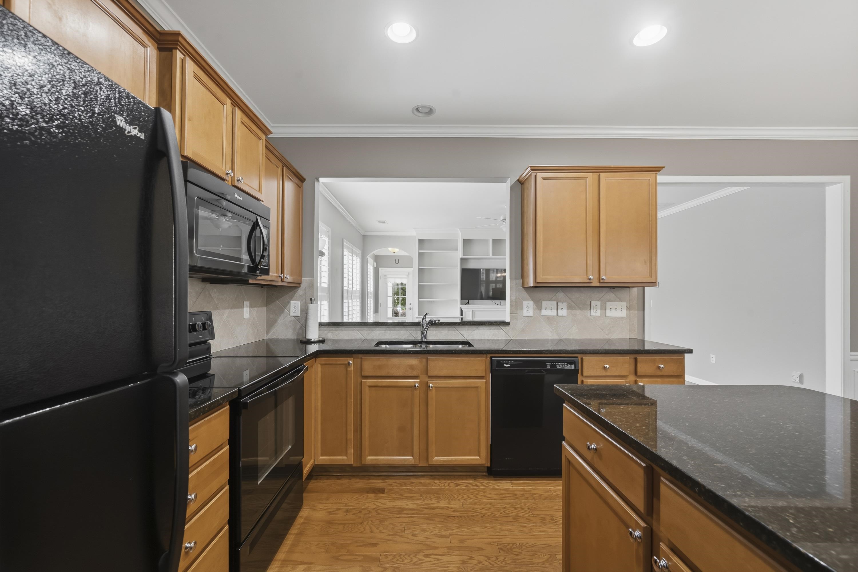 1100 Summer Station Street Property Photo 19