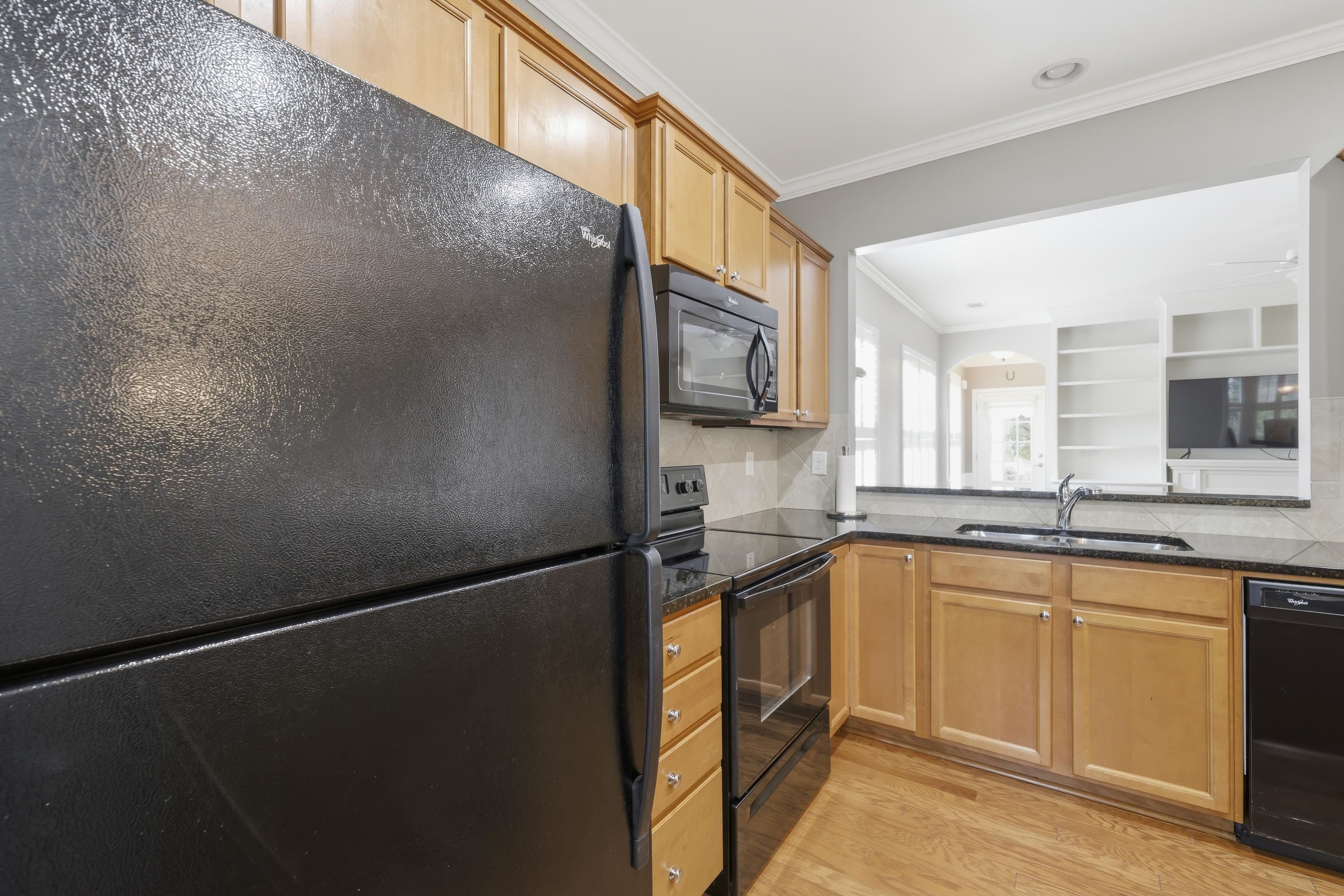 1100 Summer Station Street Property Photo 20