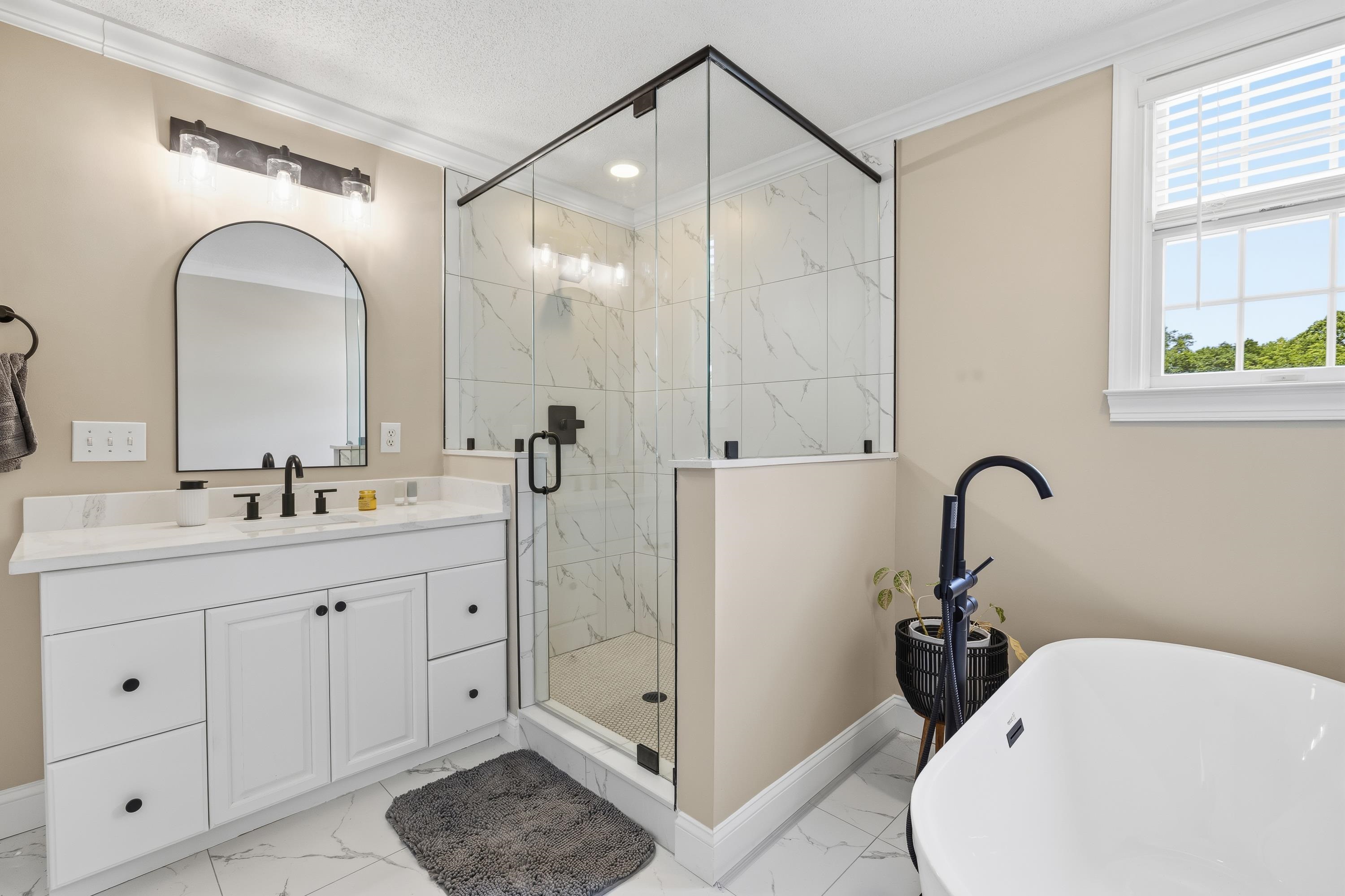 1361 West Broad Street Property Photo 42