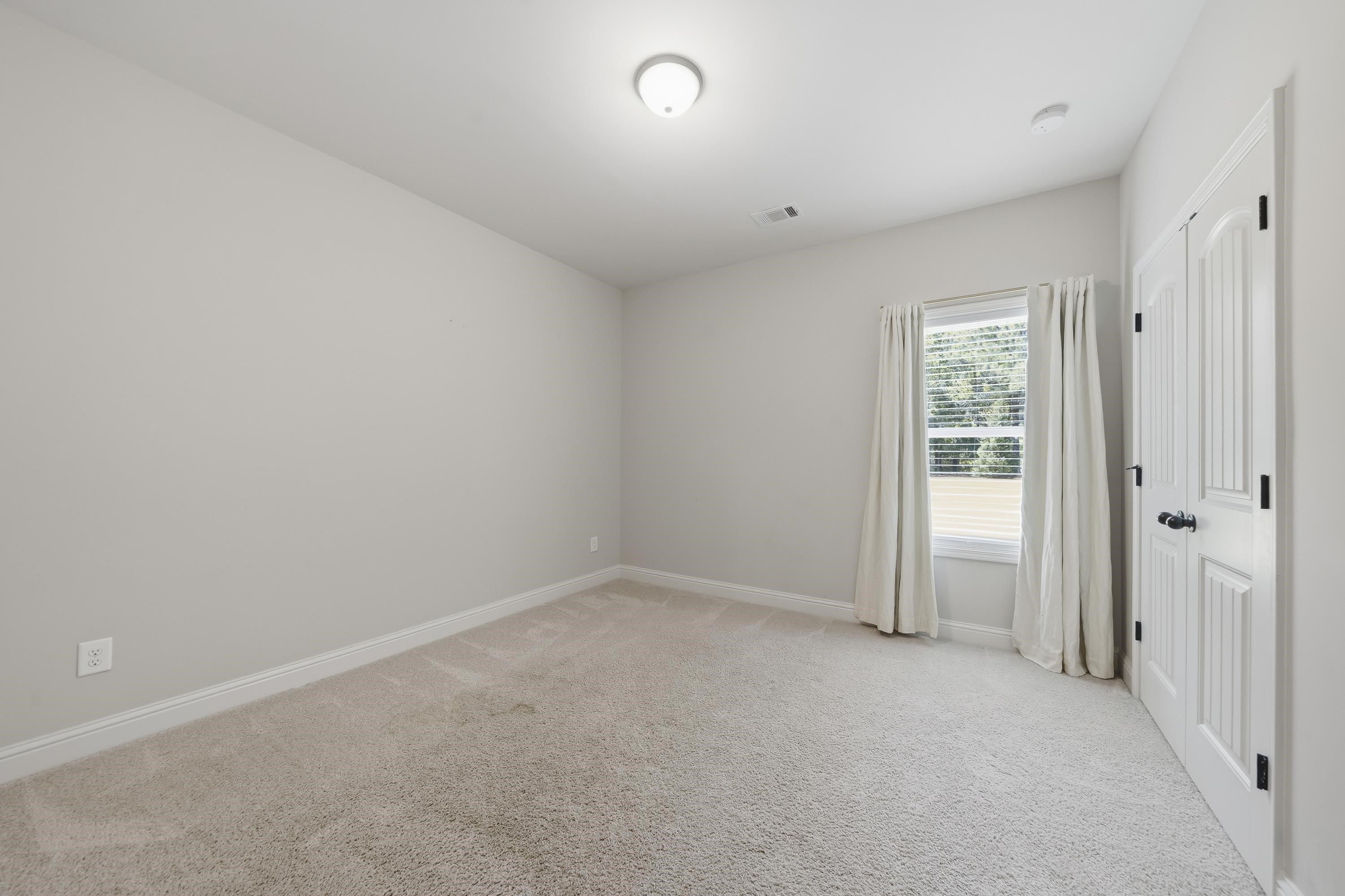 166 Alexander Lakes Drive Property Photo 25