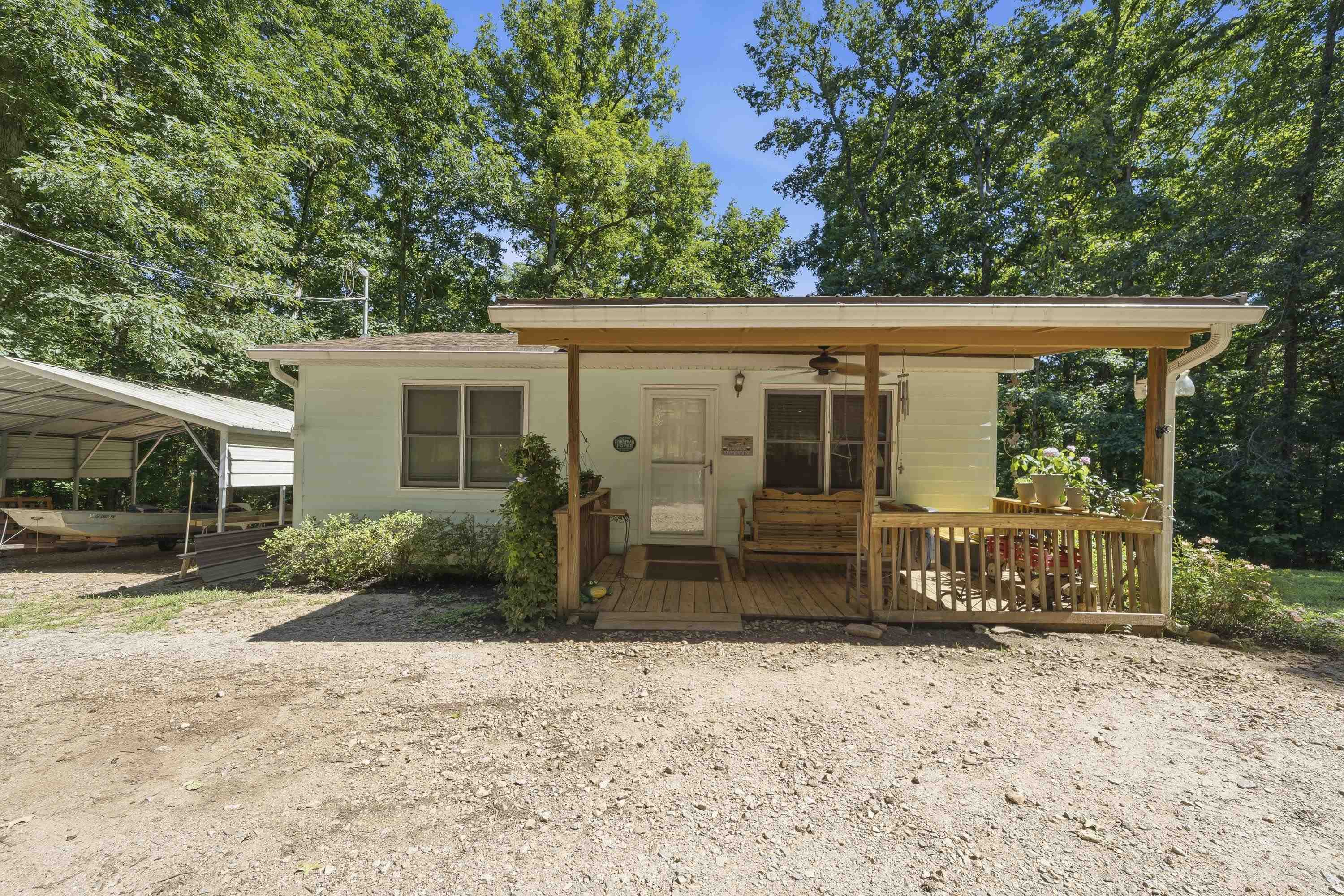 216 River Oak Drive Property Photo 1