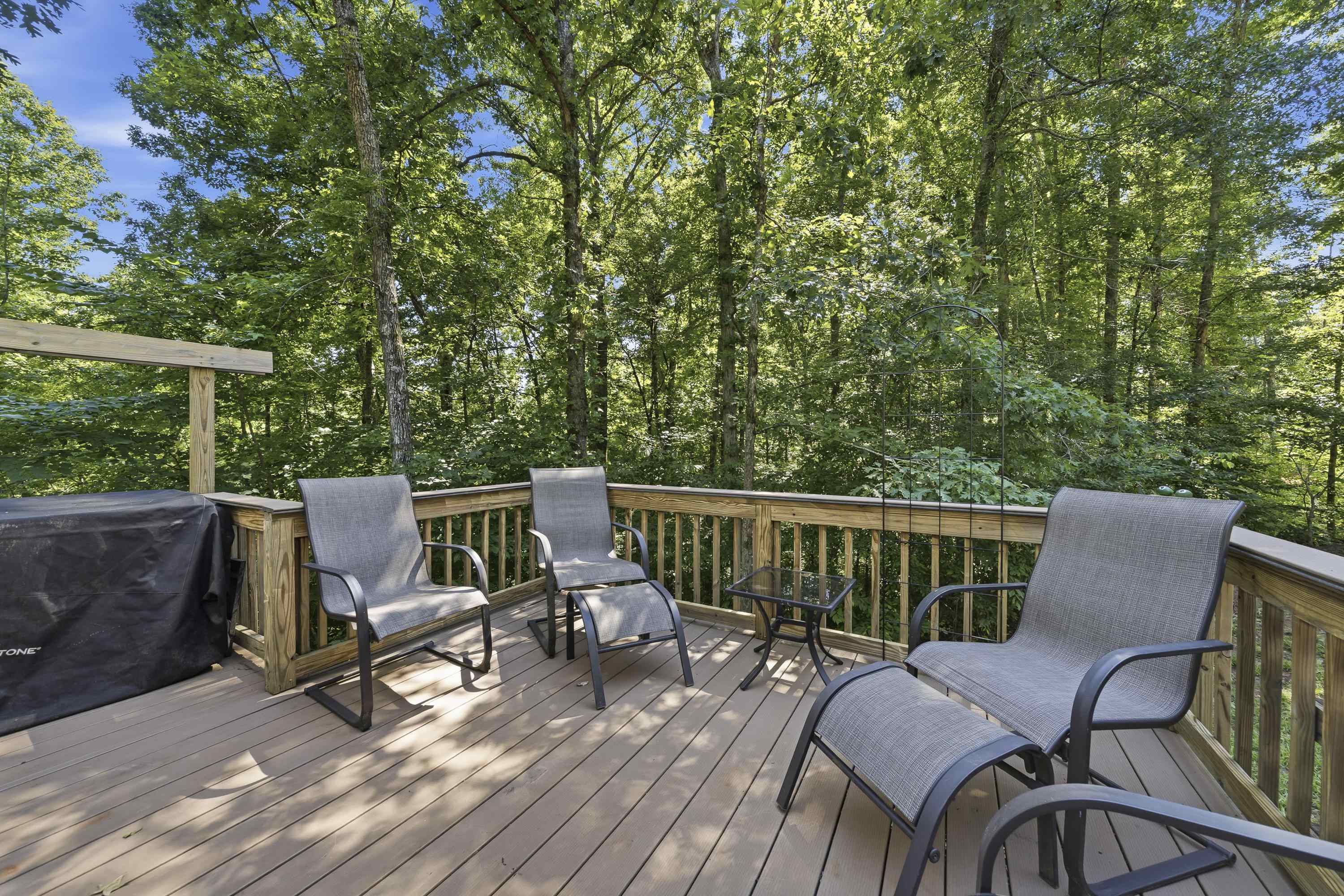 216 River Oak Drive Property Photo 27