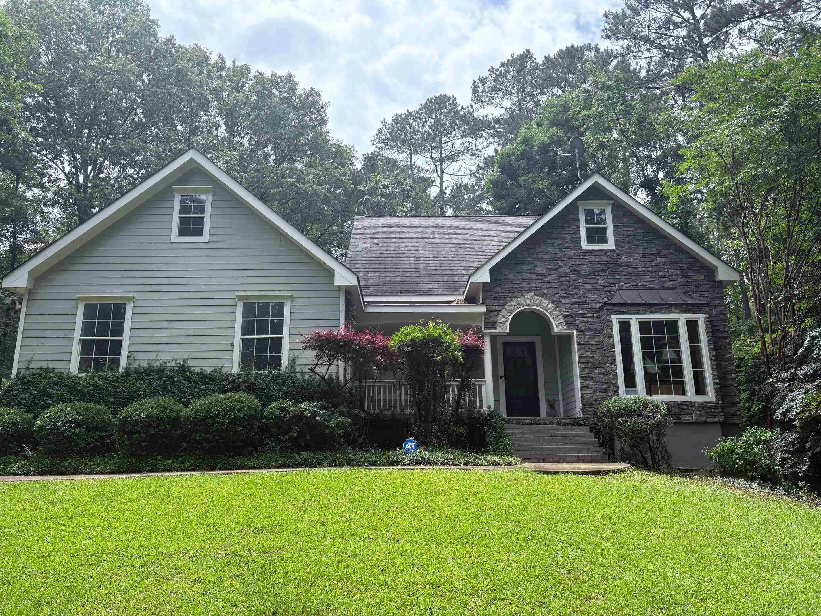 129 Sebastian Drive Property Photo 1