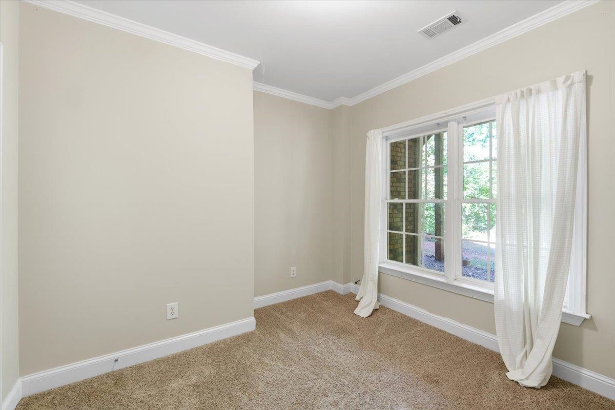 728 Markhams Drive Property Photo 34