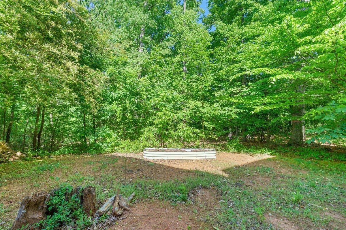 728 Markhams Drive Property Photo 37