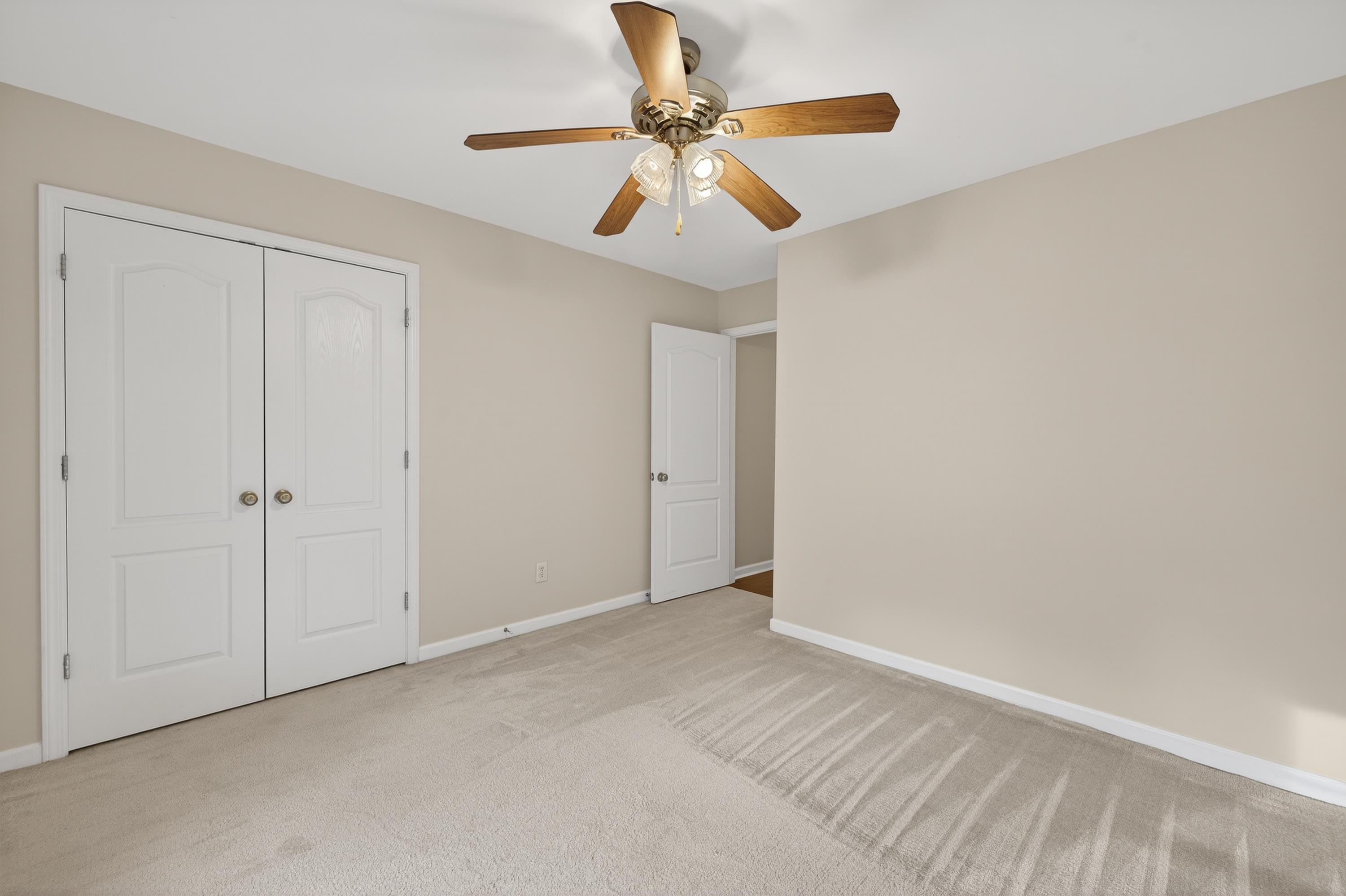 155 W River Bend Drive Property Photo 39