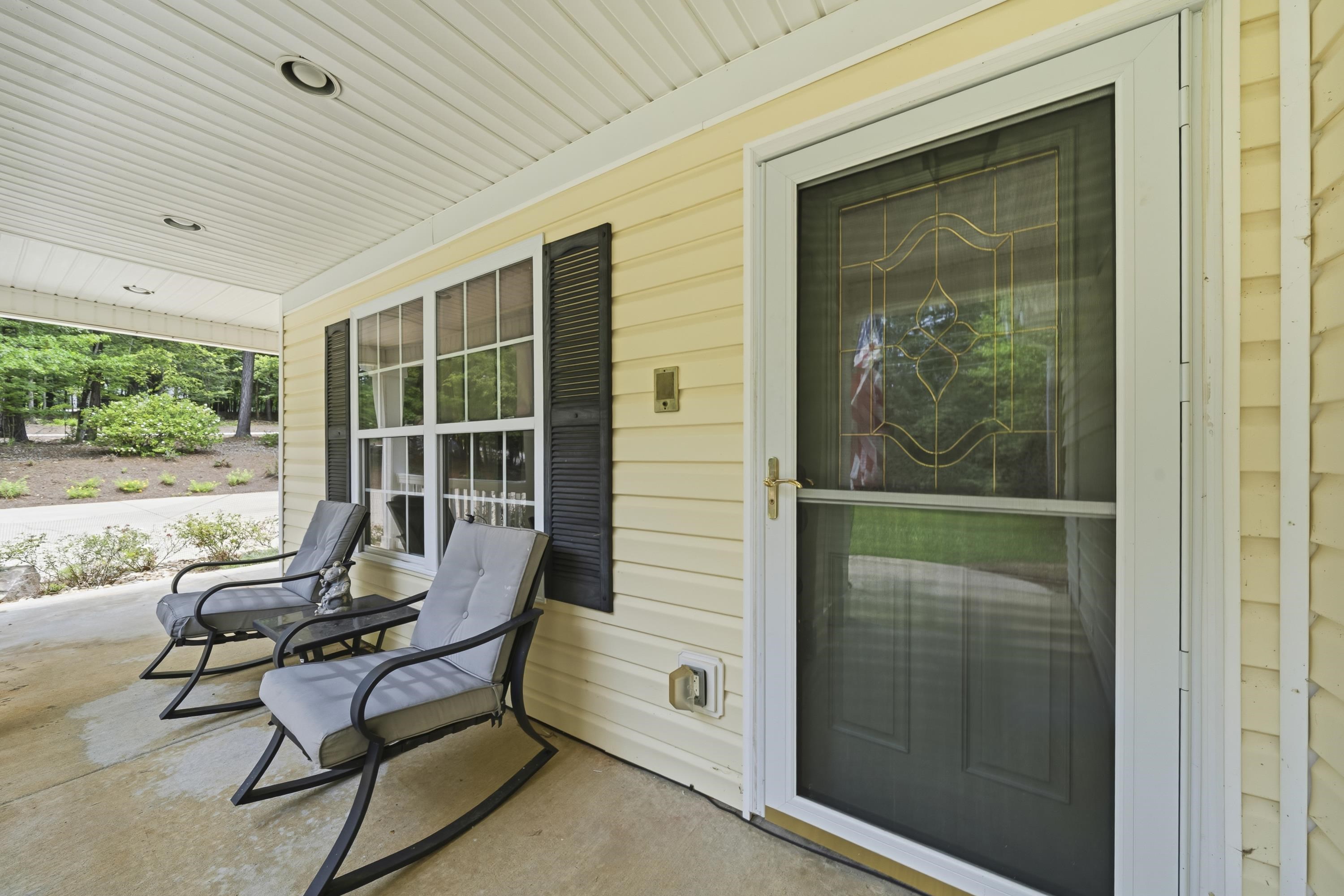 280 E Riverbend Drive Property Photo 5