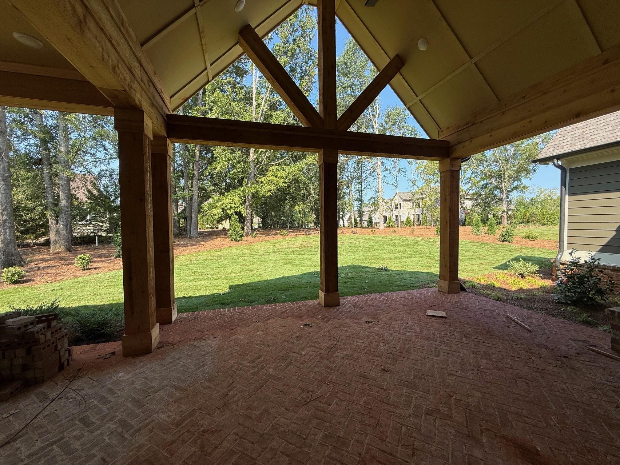 201 Eagles Way Property Photo 4