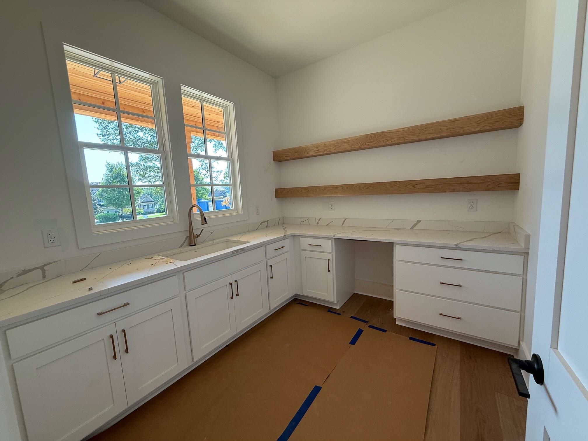 201 Eagles Way Property Photo 6