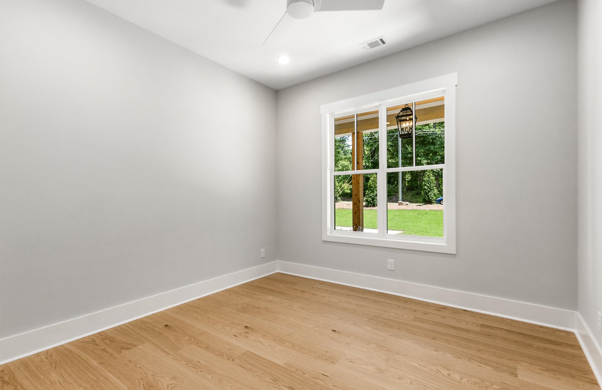 201 Eagles Way Property Photo 23