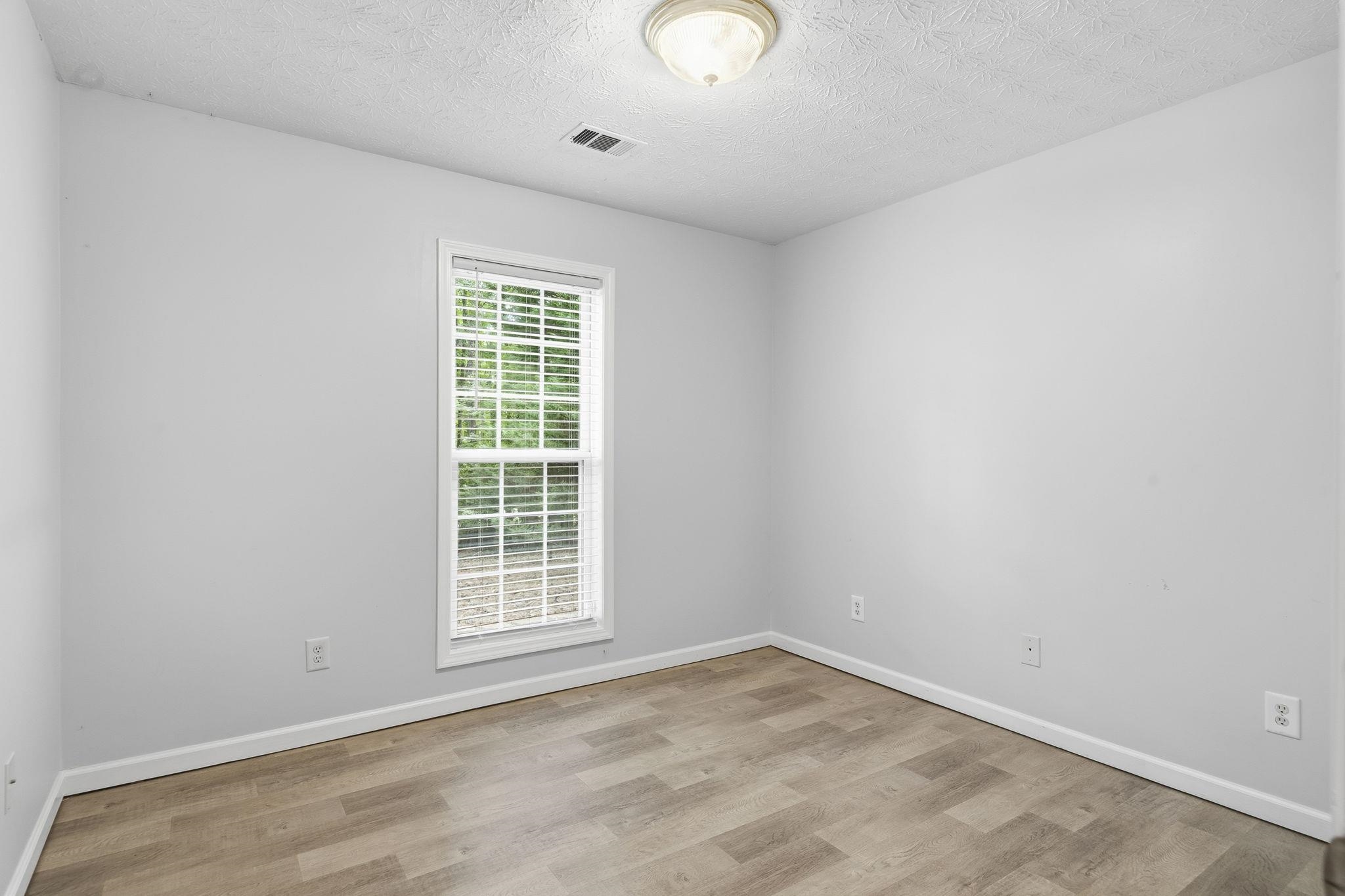 372 East Riverbend Drive Property Photo 23