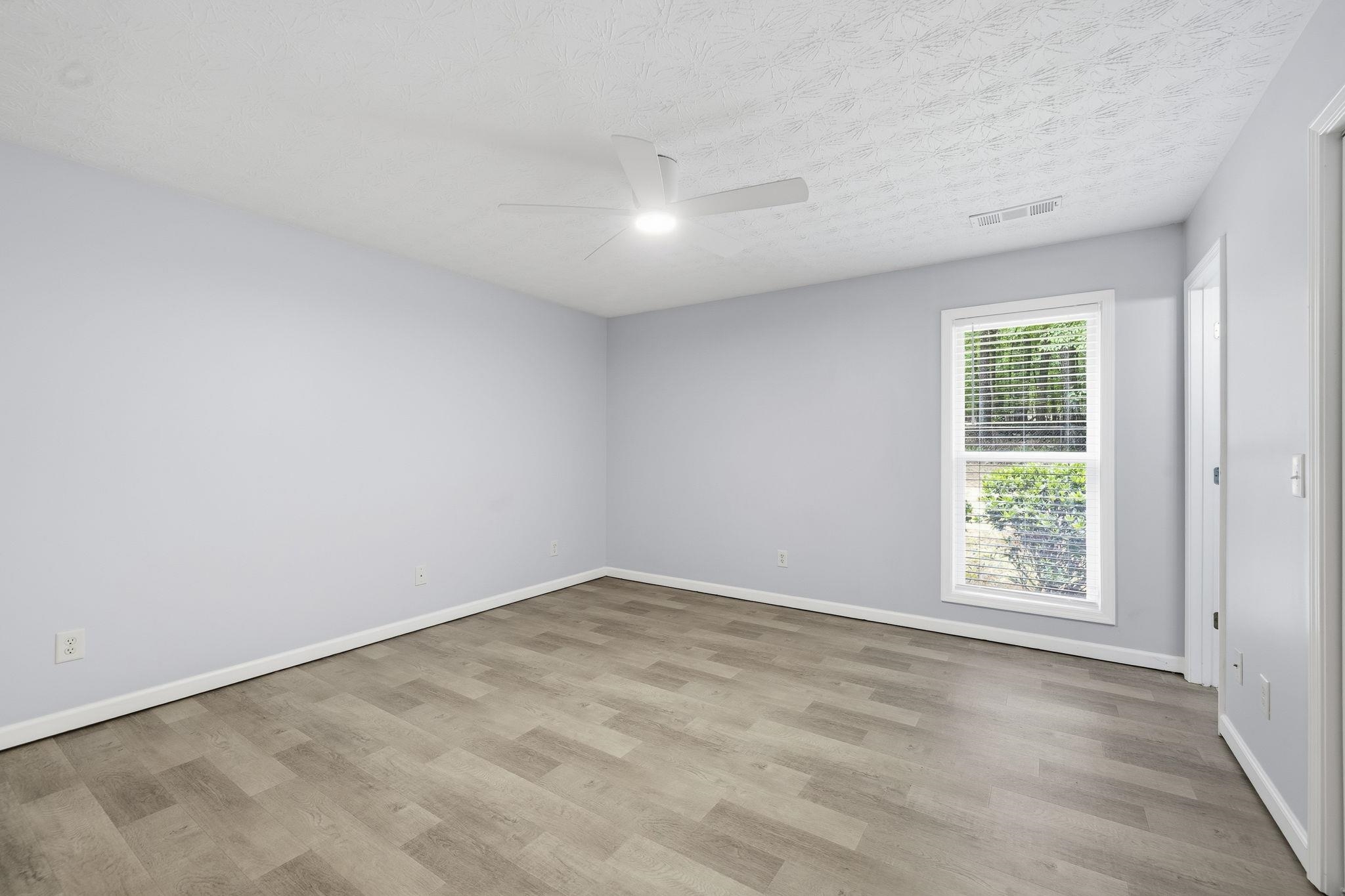 372 East Riverbend Drive Property Photo 25