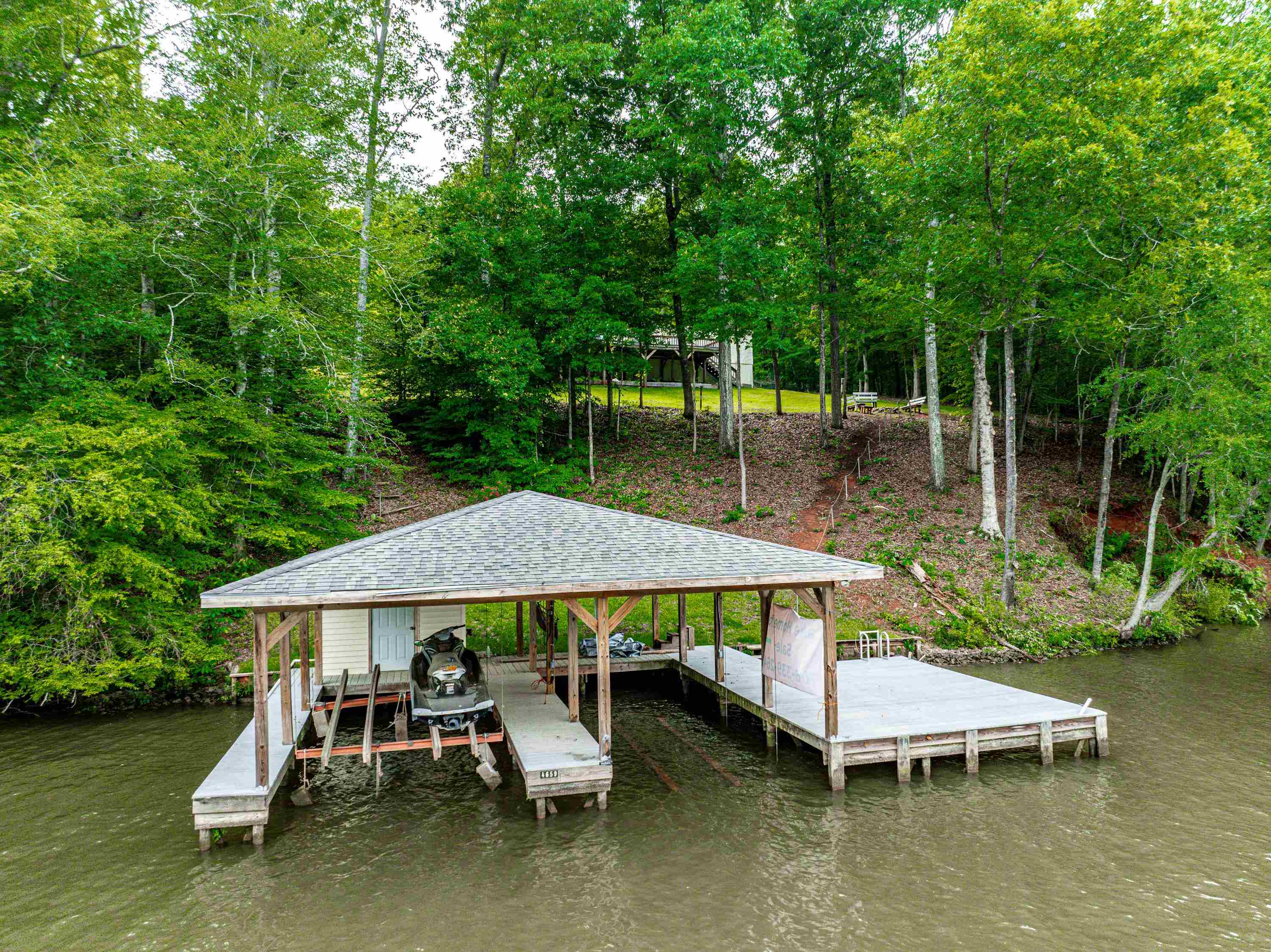 736 Susan Davis Road Property Photo 1