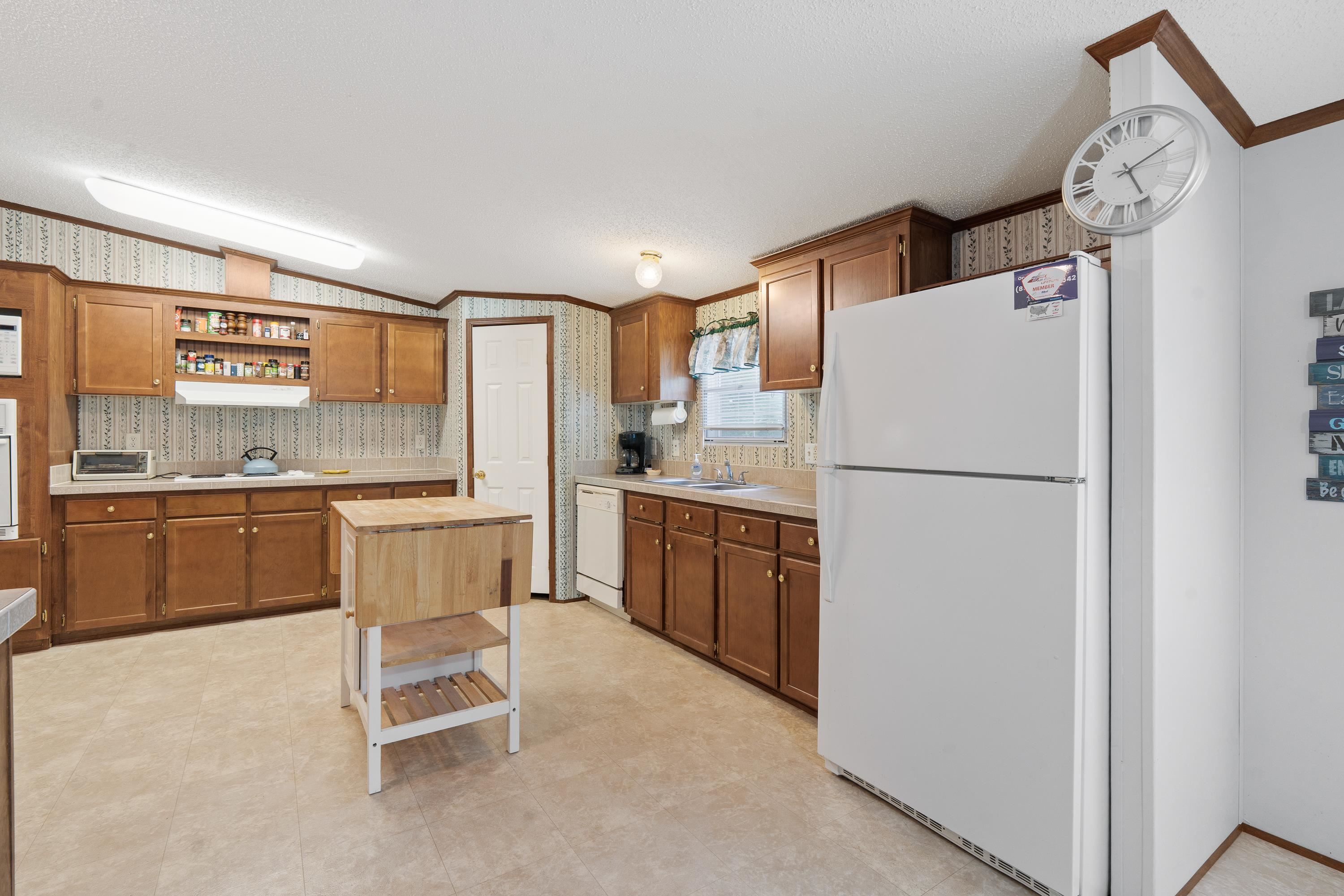 736 Susan Davis Road Property Photo 14