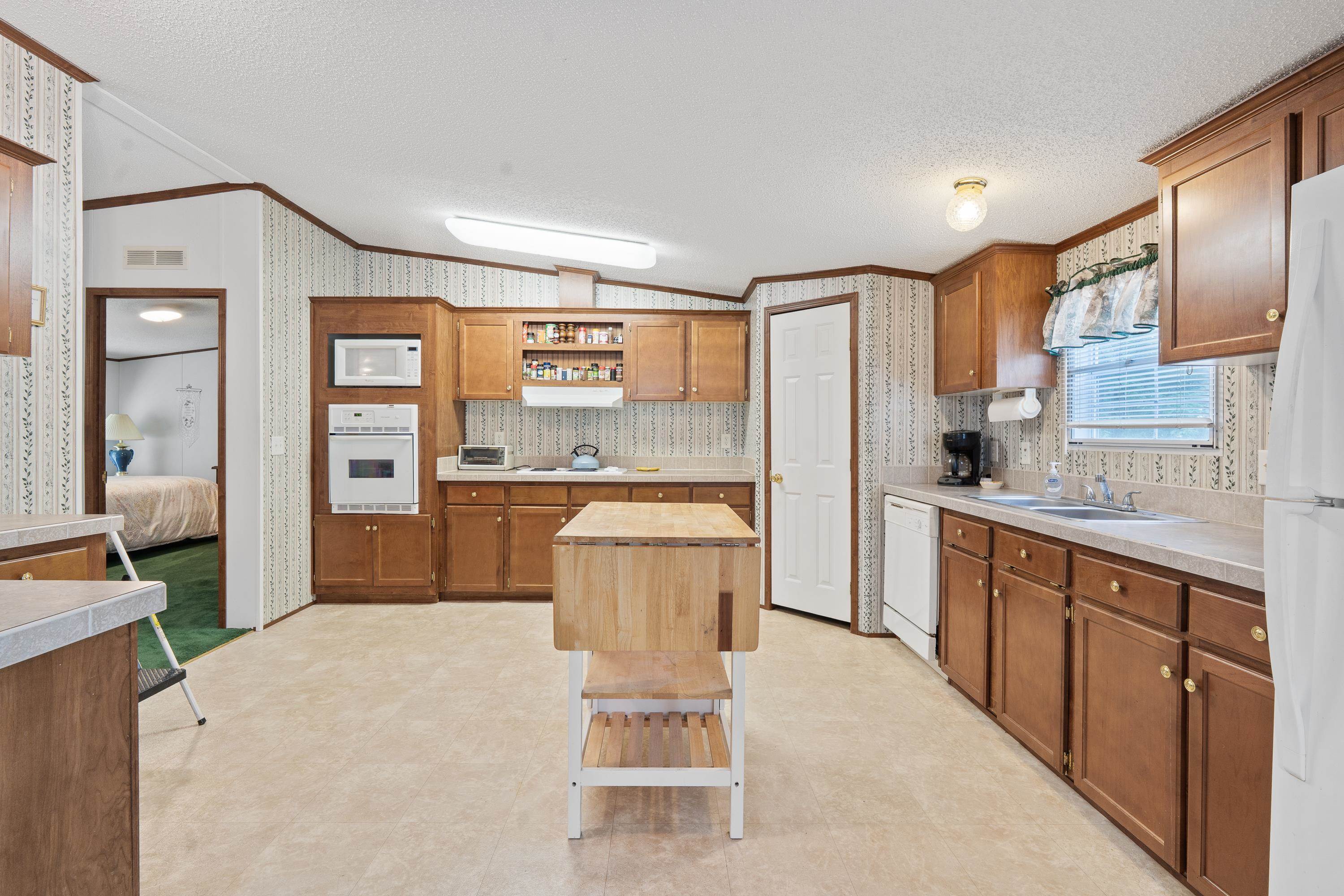 736 Susan Davis Road Property Photo 15