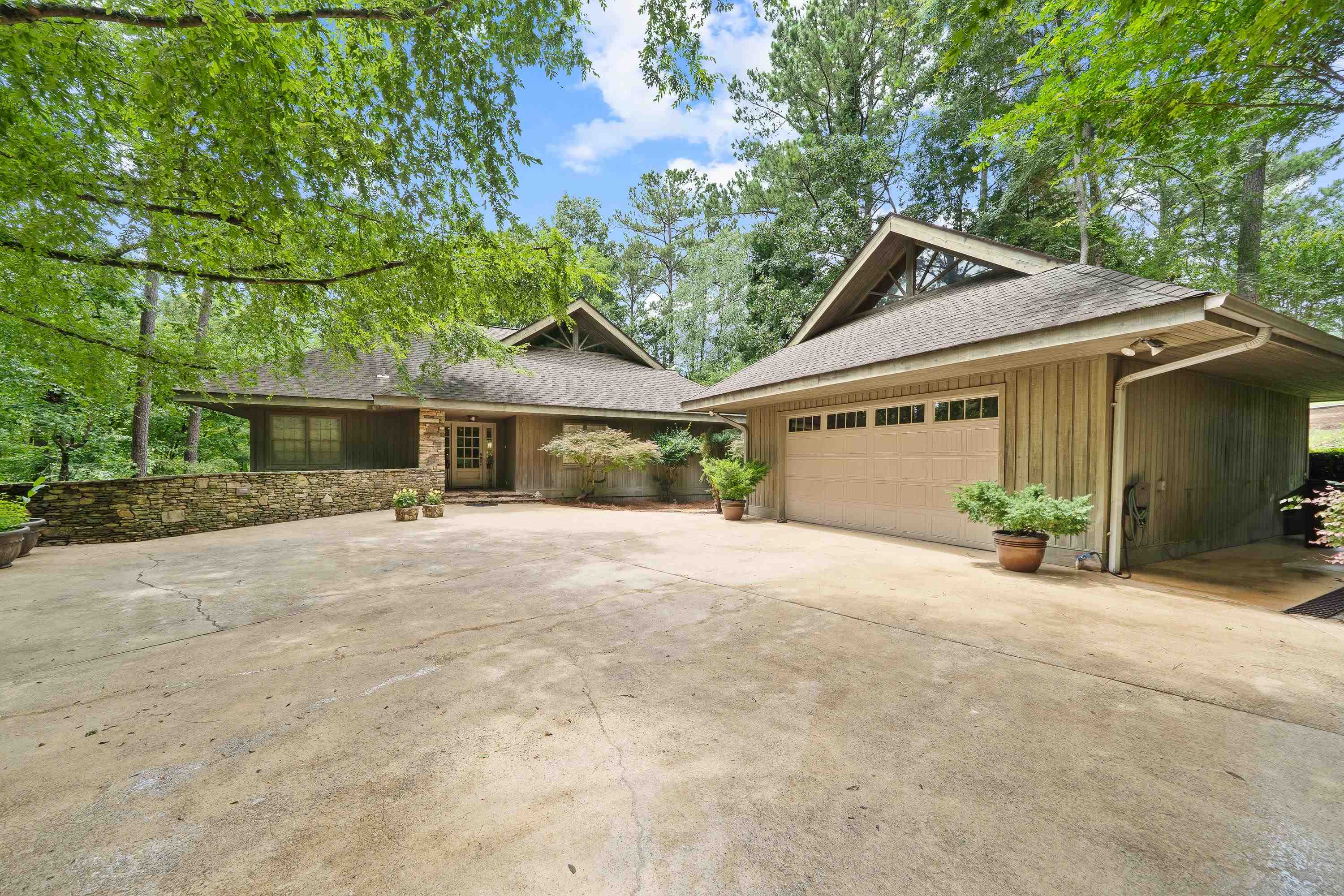 1031 OLD STILL ROAD Property Photo 1