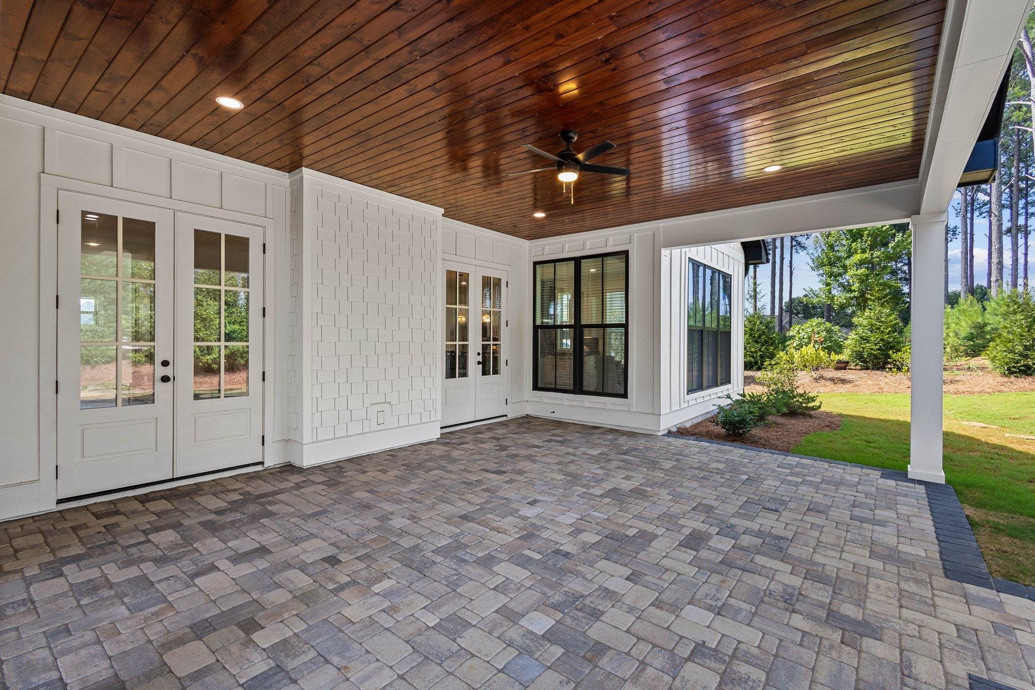 137 Hawks Ridge Property Photo 9