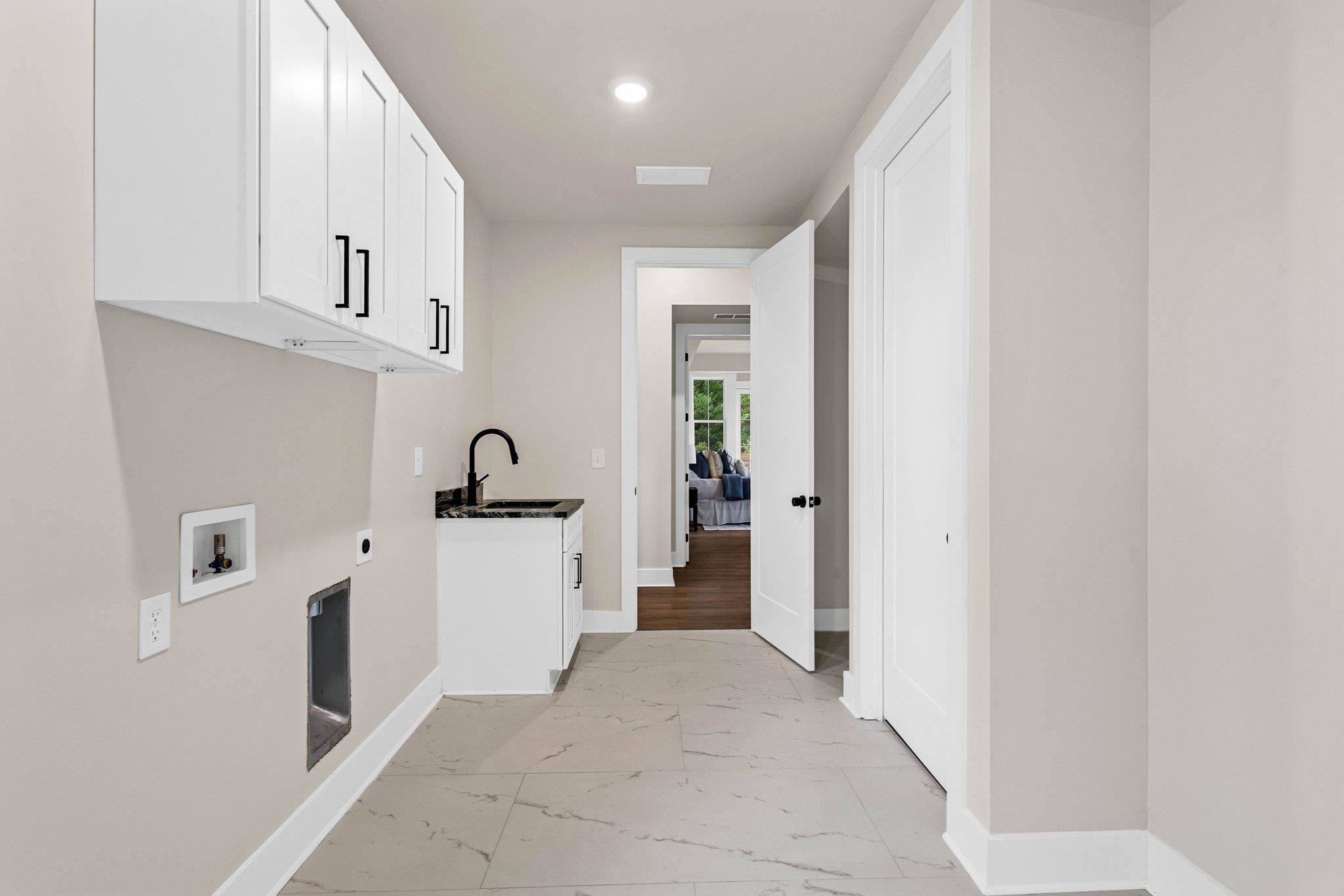 137 Hawks Ridge Property Photo 44