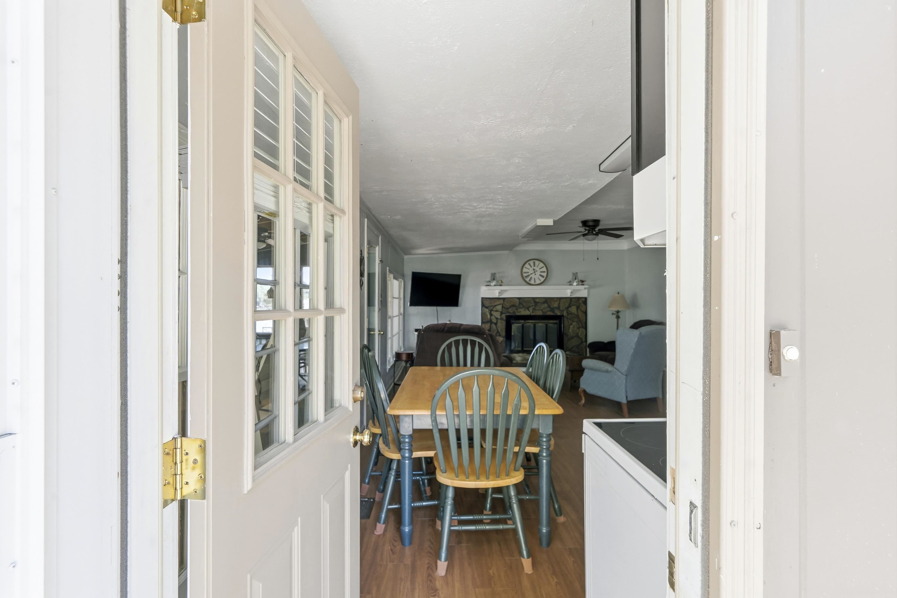 260 Shelton Drive Property Photo 5