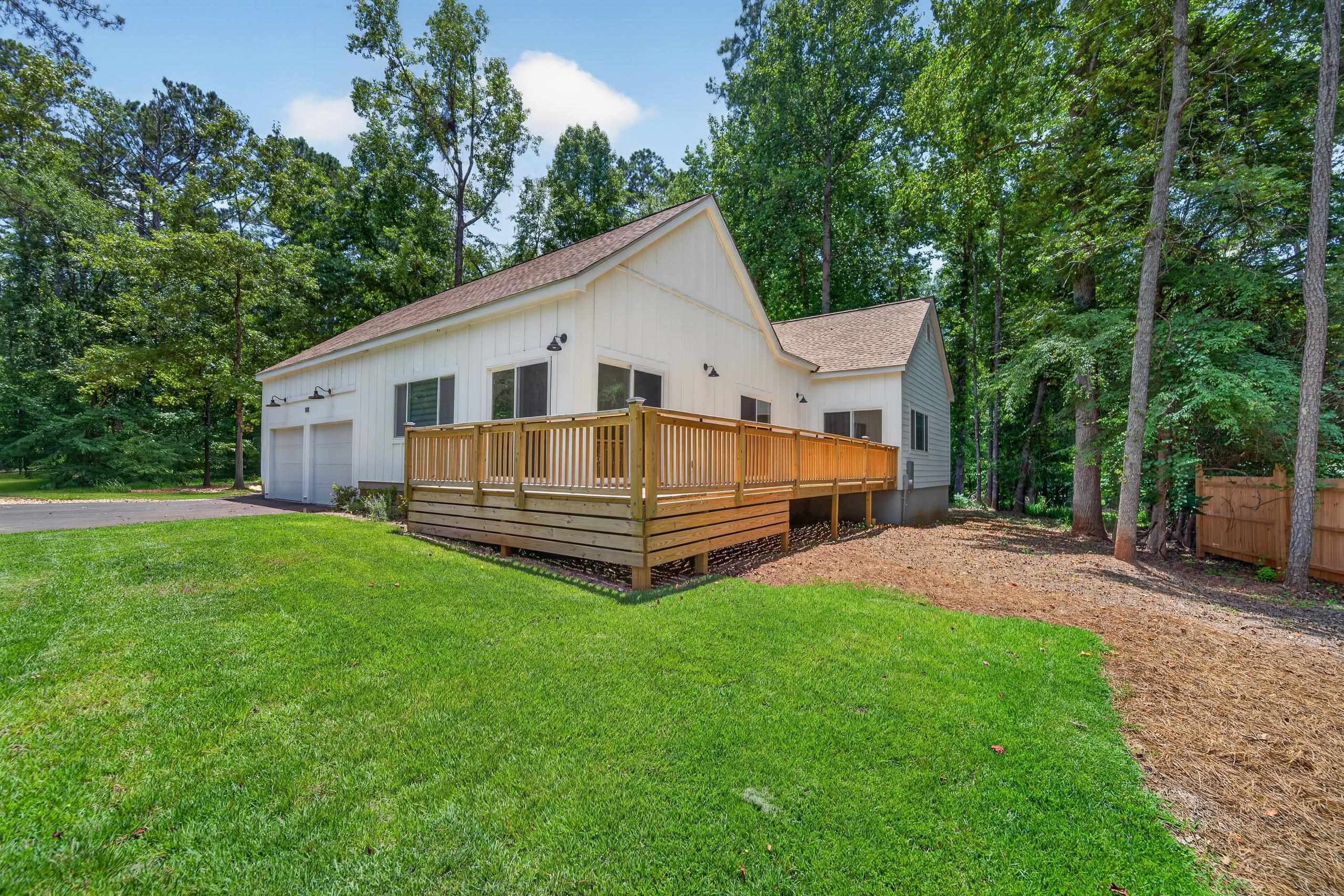101 Willow Cove Property Photo 47