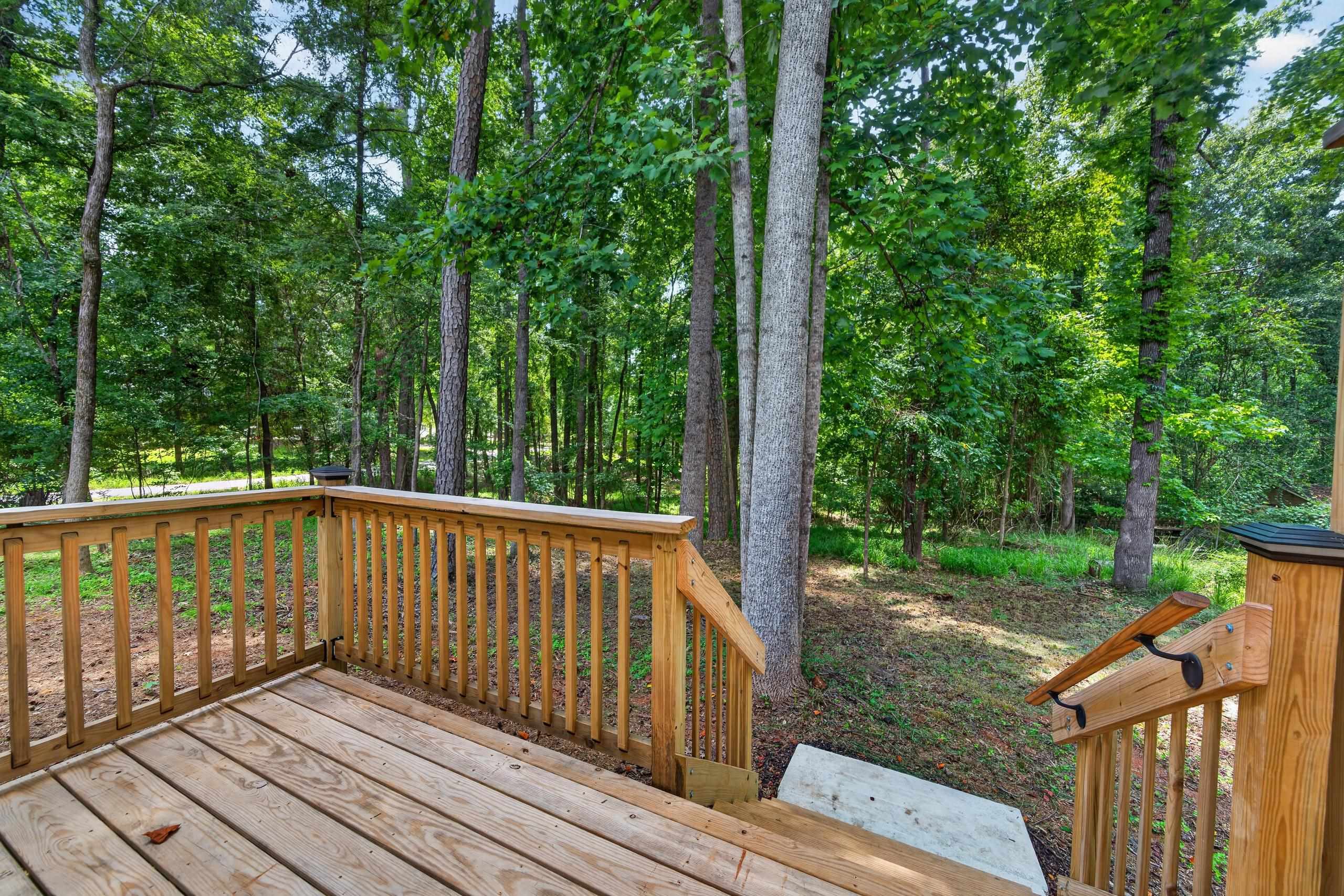 101 Willow Cove Property Photo 48