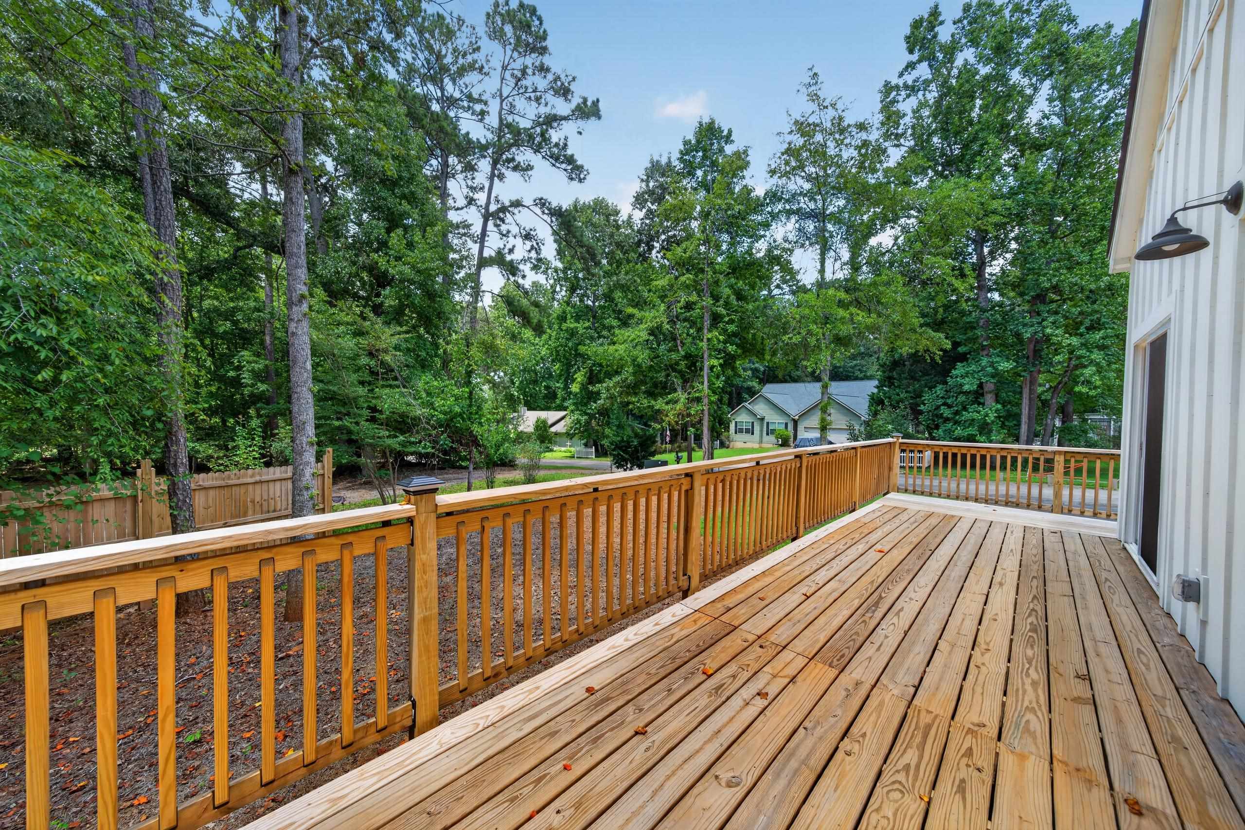101 Willow Cove Property Photo 49