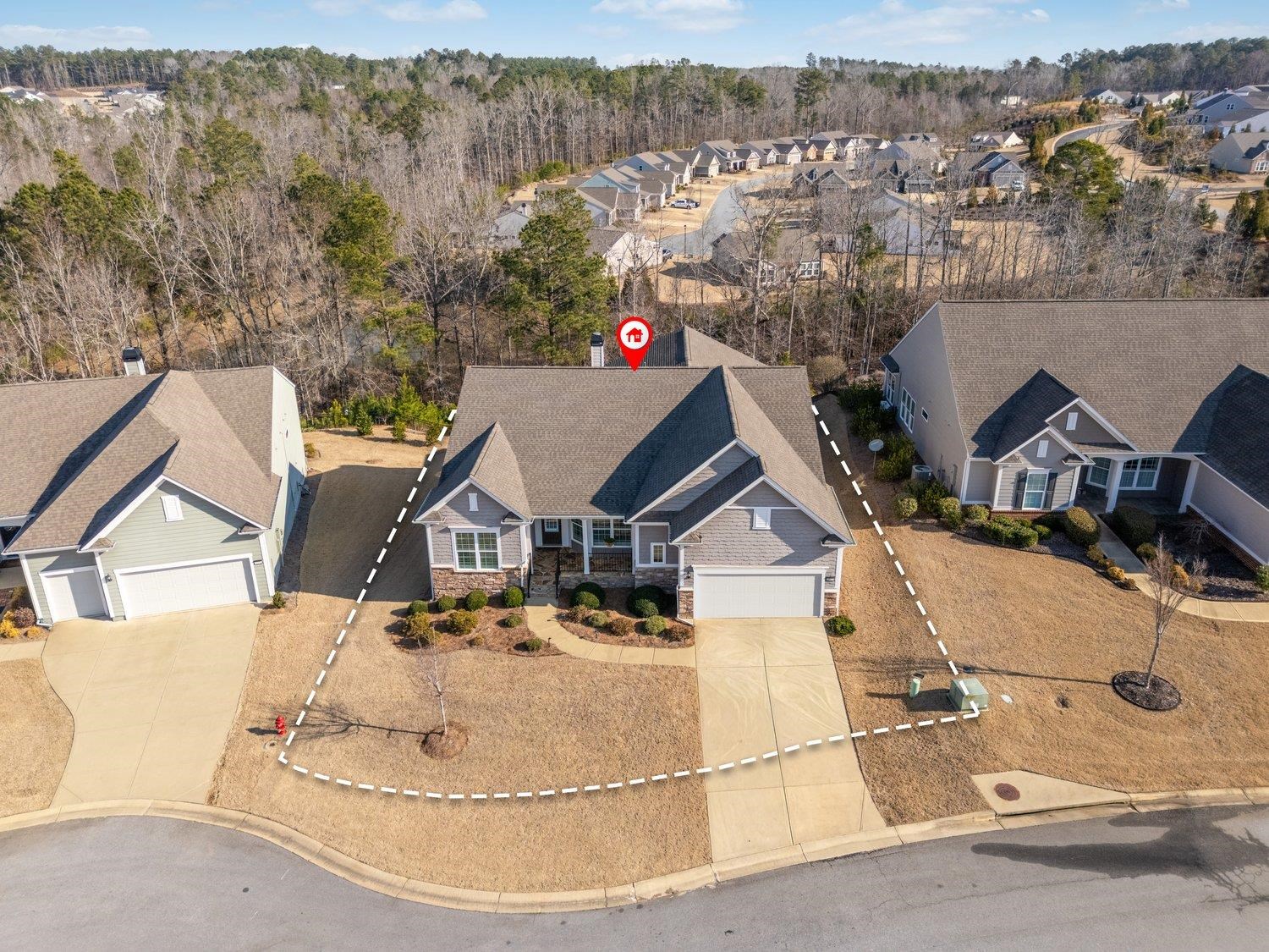 1031 Peachbelt St Property Photo 2
