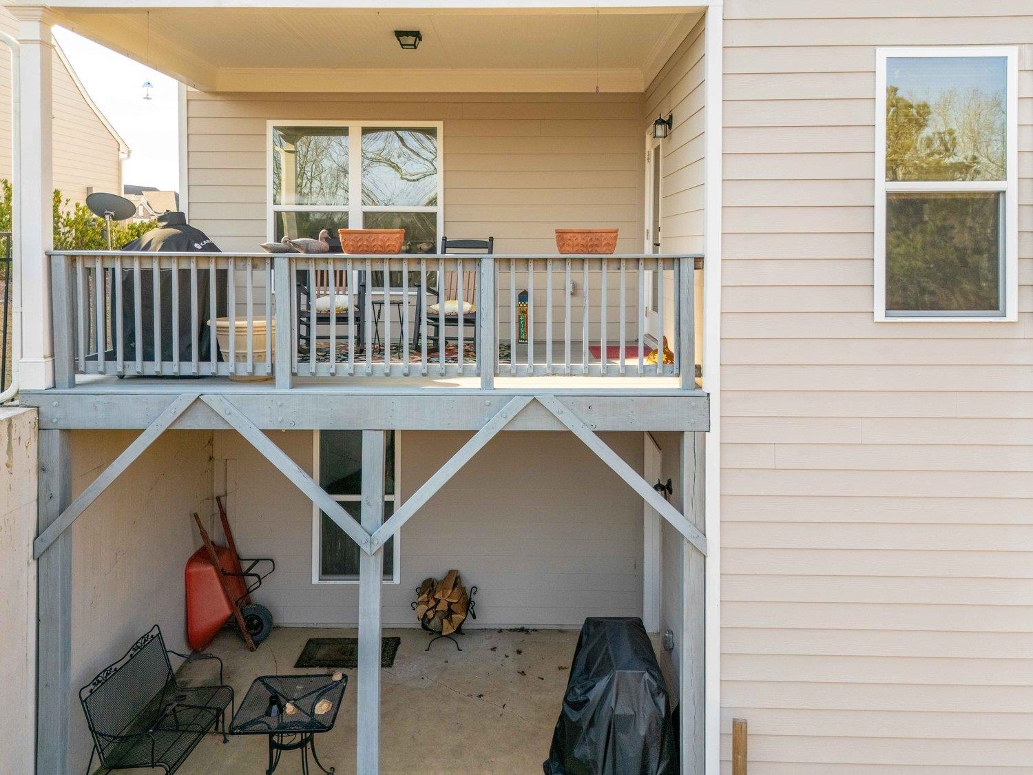 1031 Peachbelt St Property Photo 13