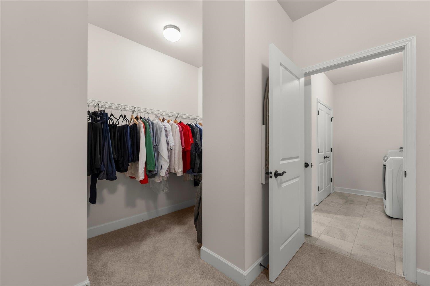1031 Peachbelt St Property Photo 29