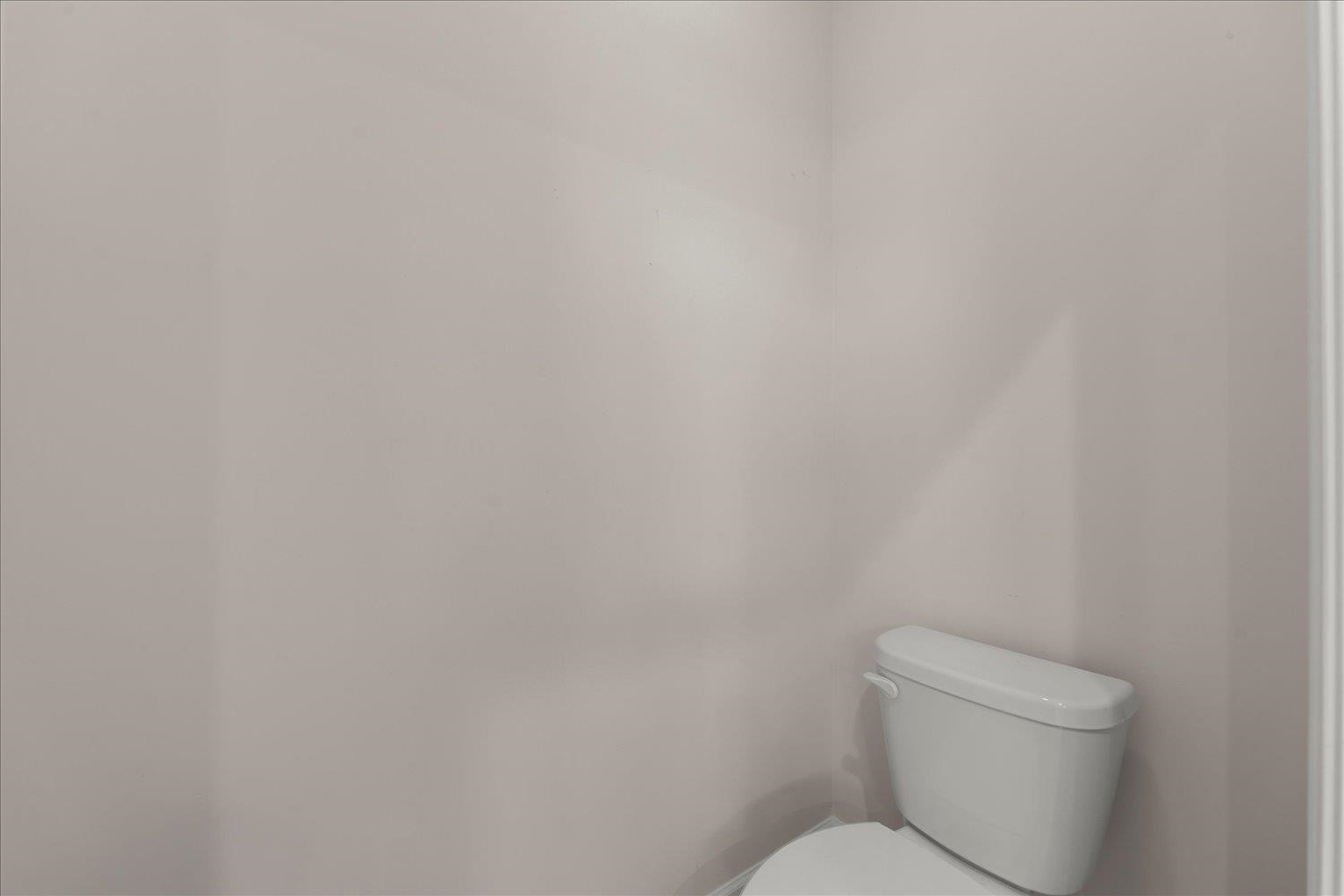 1031 Peachbelt St Property Photo 32