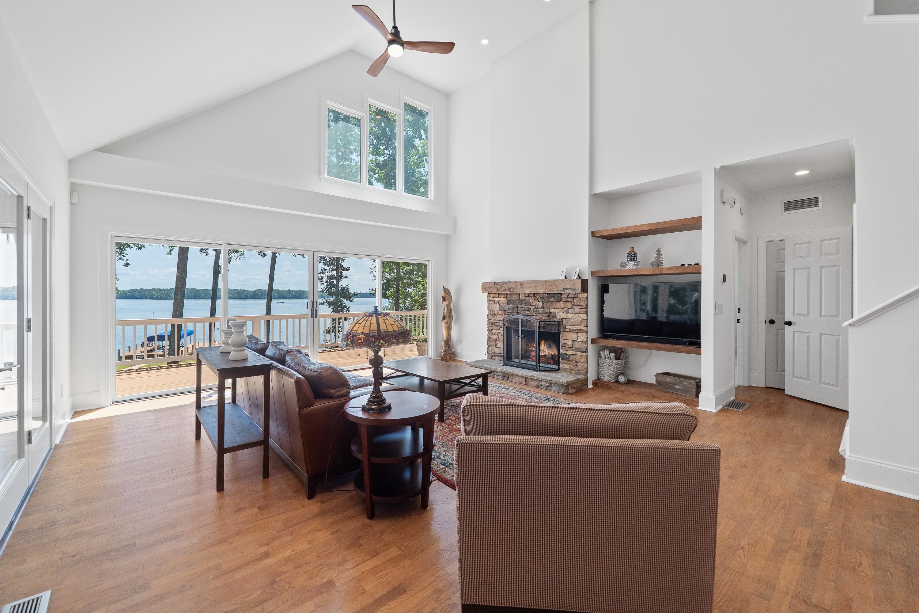 264 Winding River Road Property Photo 11